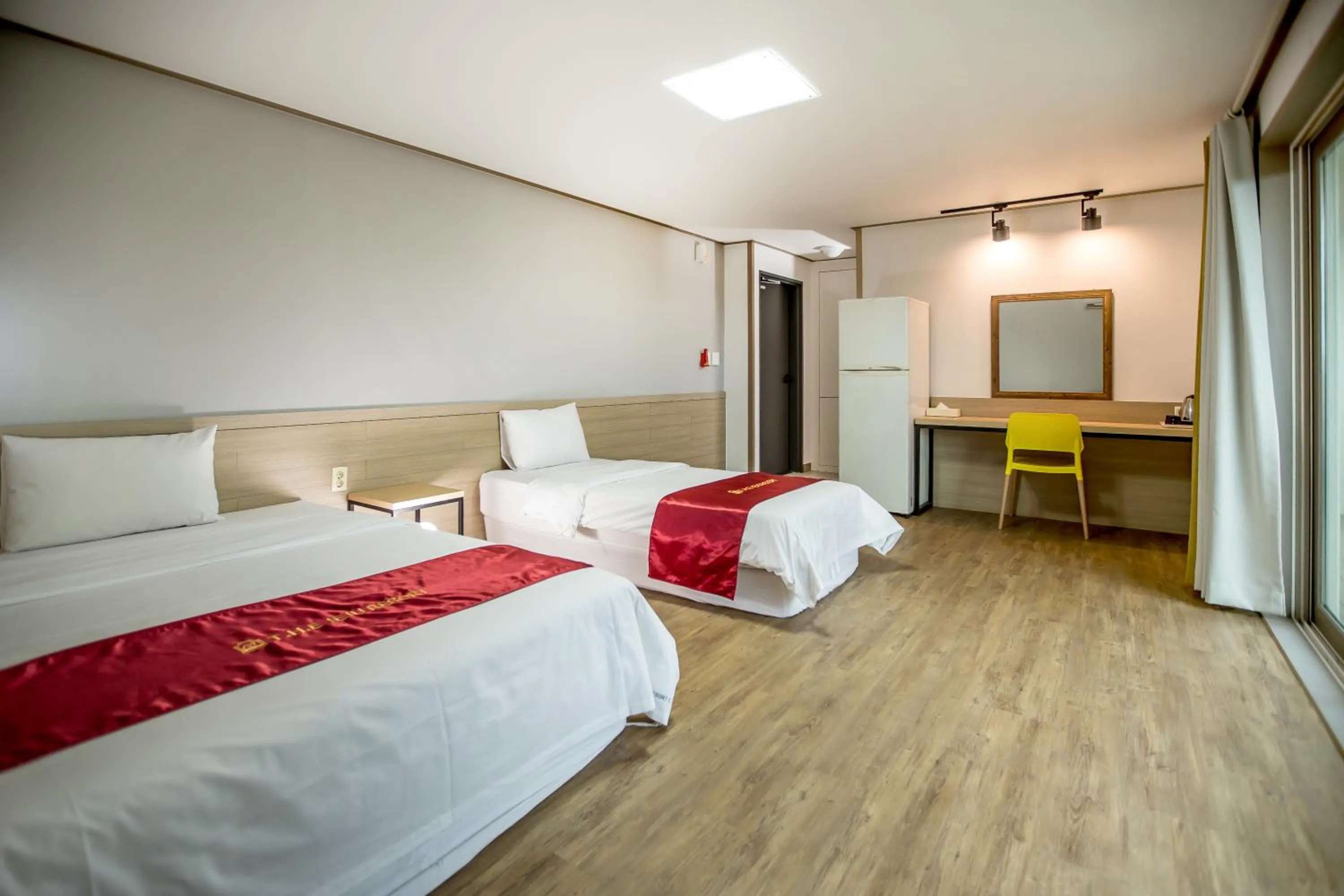 Bed in Benikea  The Jeju Resort