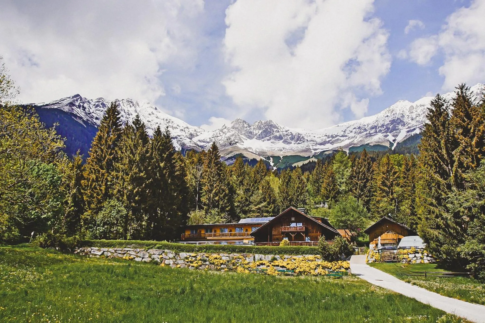 Property building in Sweet Cherry - Boutique & Guesthouse Tyrol