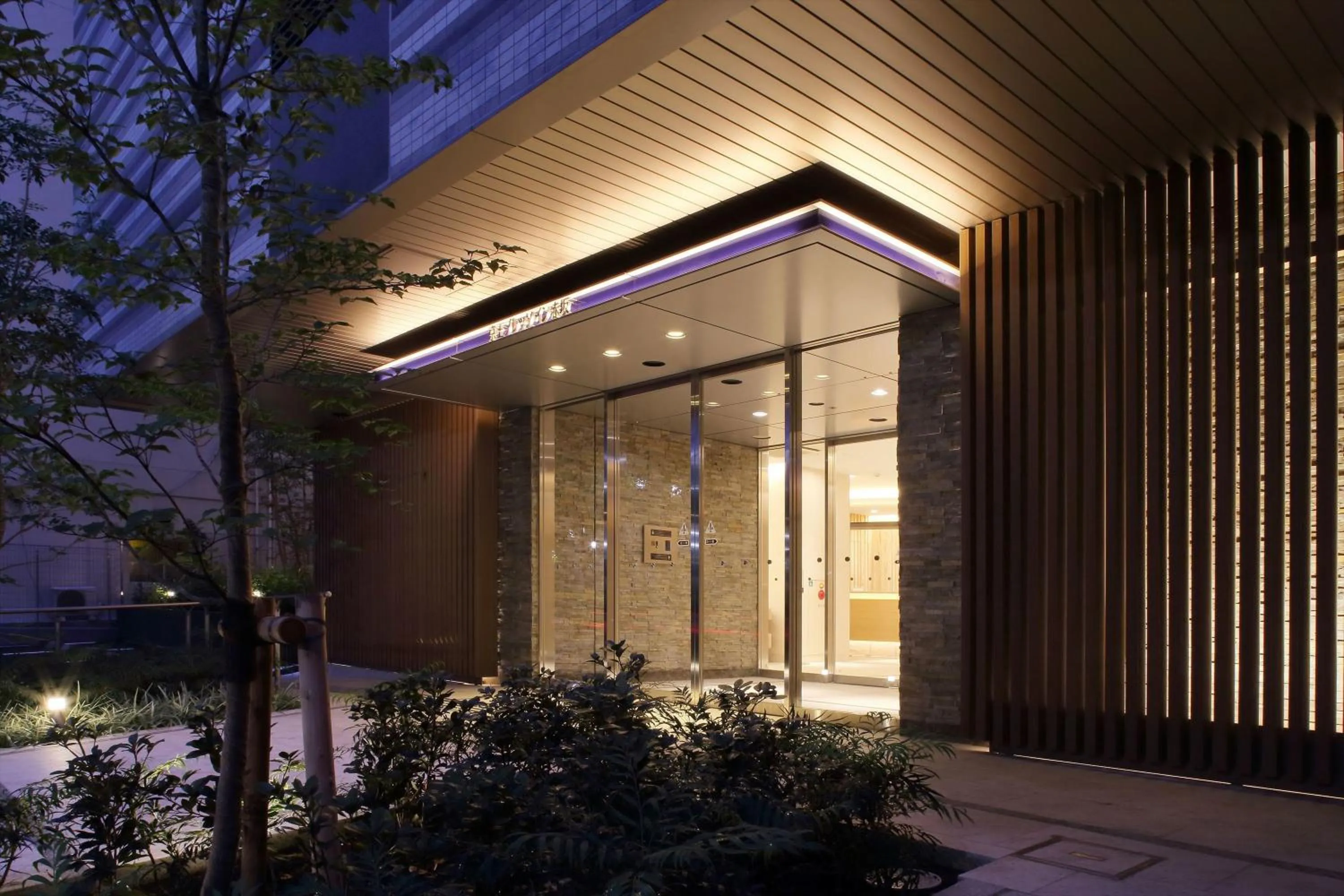 Facade/entrance in Keio Presso Inn Akasaka