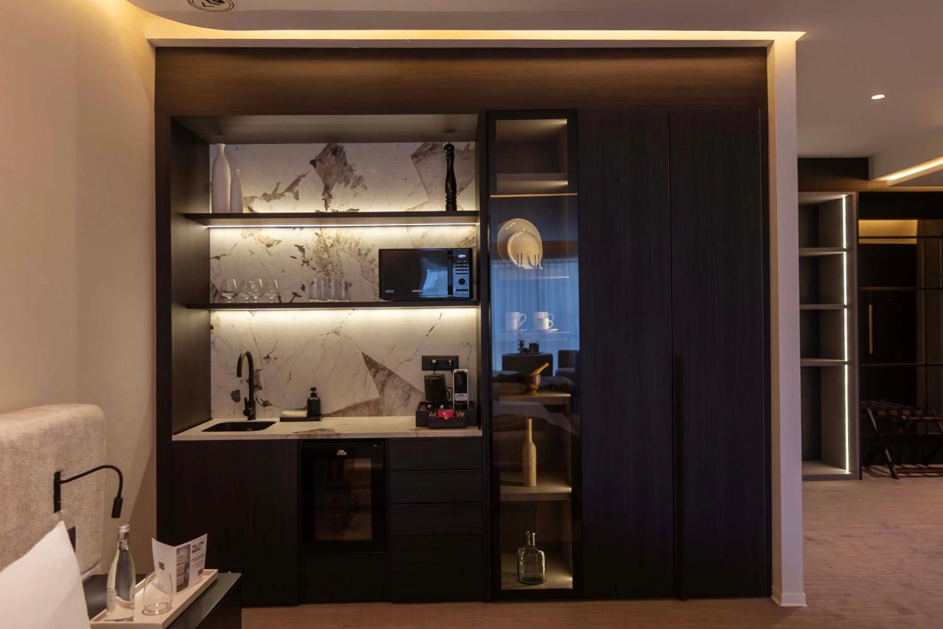 Kitchen or kitchenette in Suites By Le Rêve