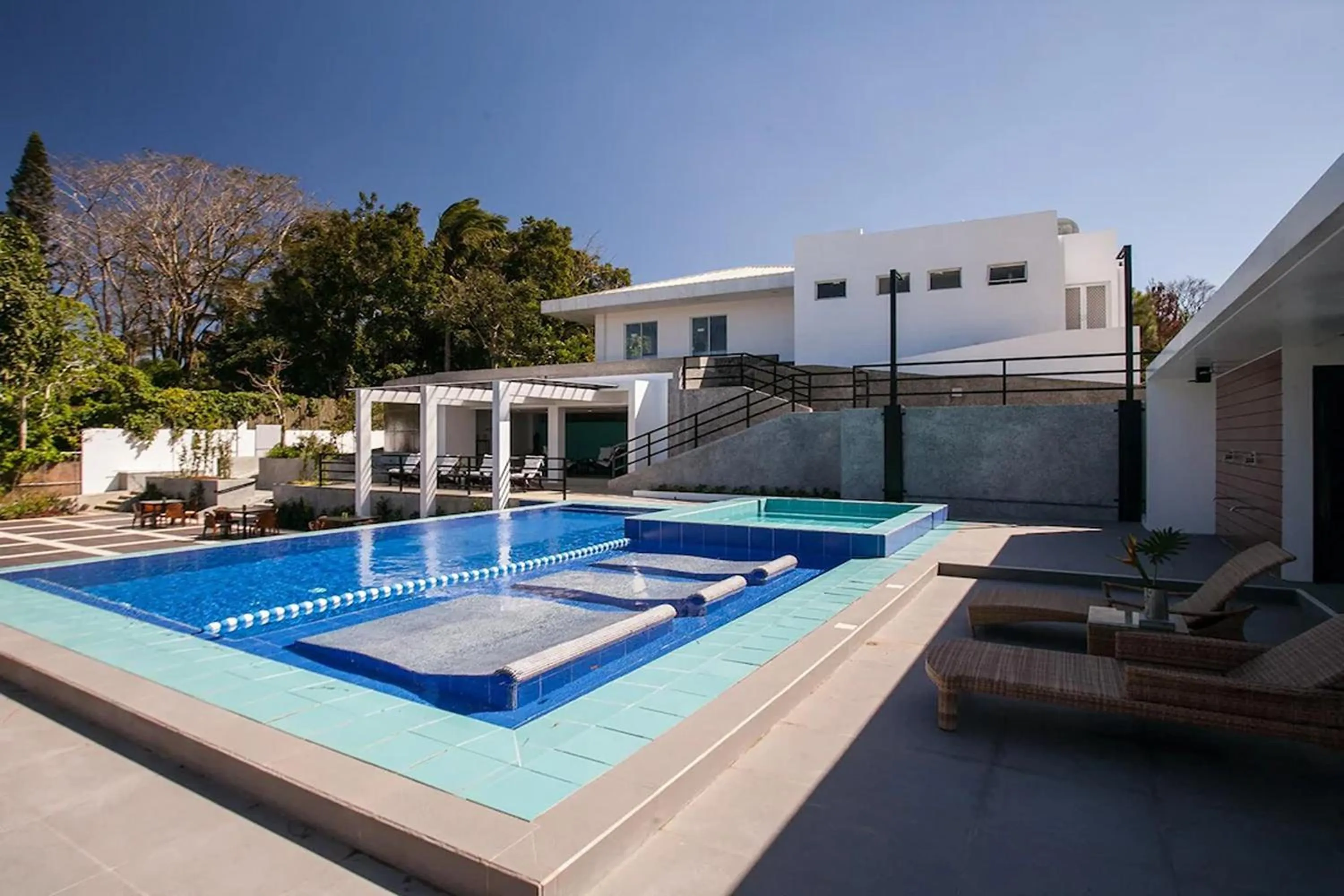 Property building in T House Tagaytay