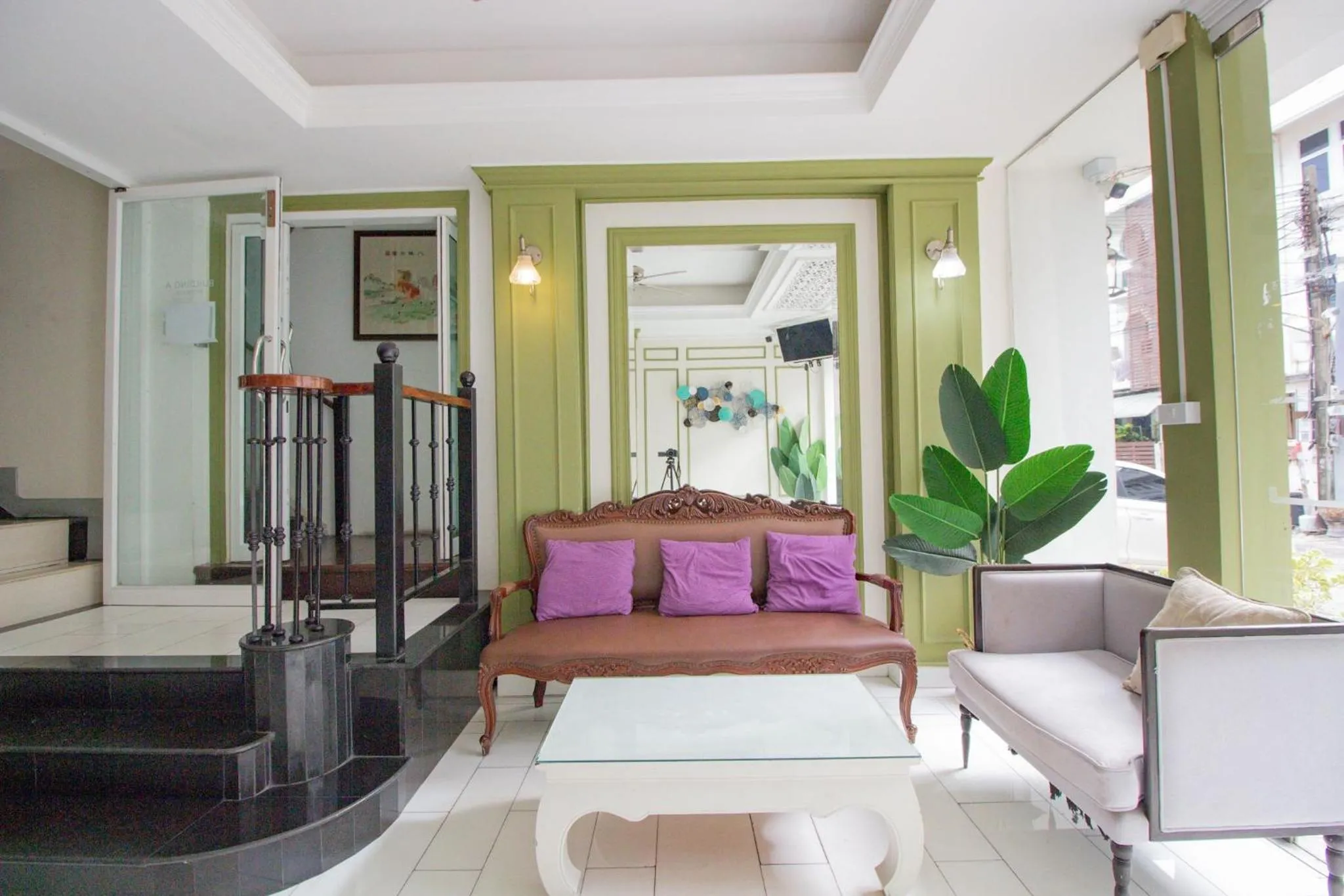 Skutan Inn Sutthisan Nexus Opal