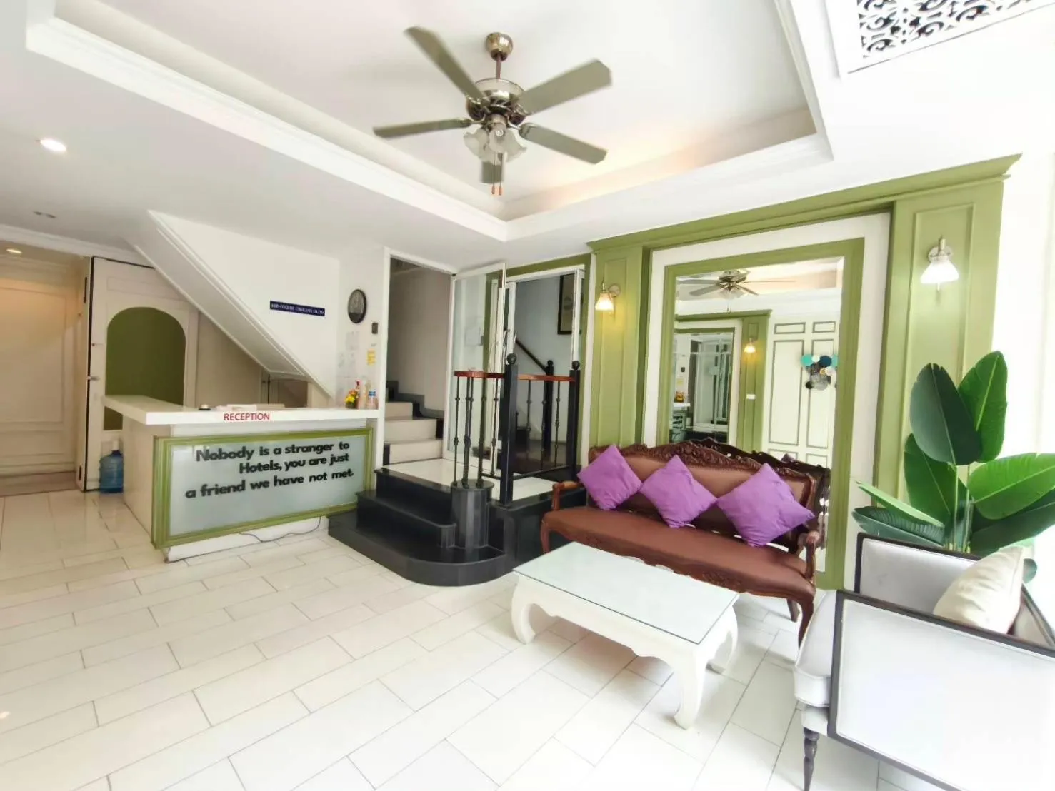 Skutan Inn Sutthisan Nexus Opal