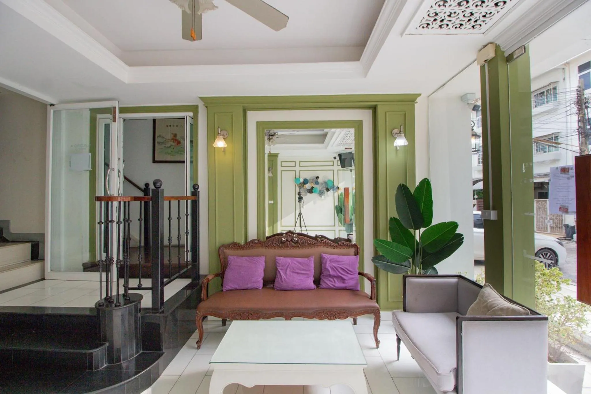 Skutan Inn Sutthisan Nexus Opal