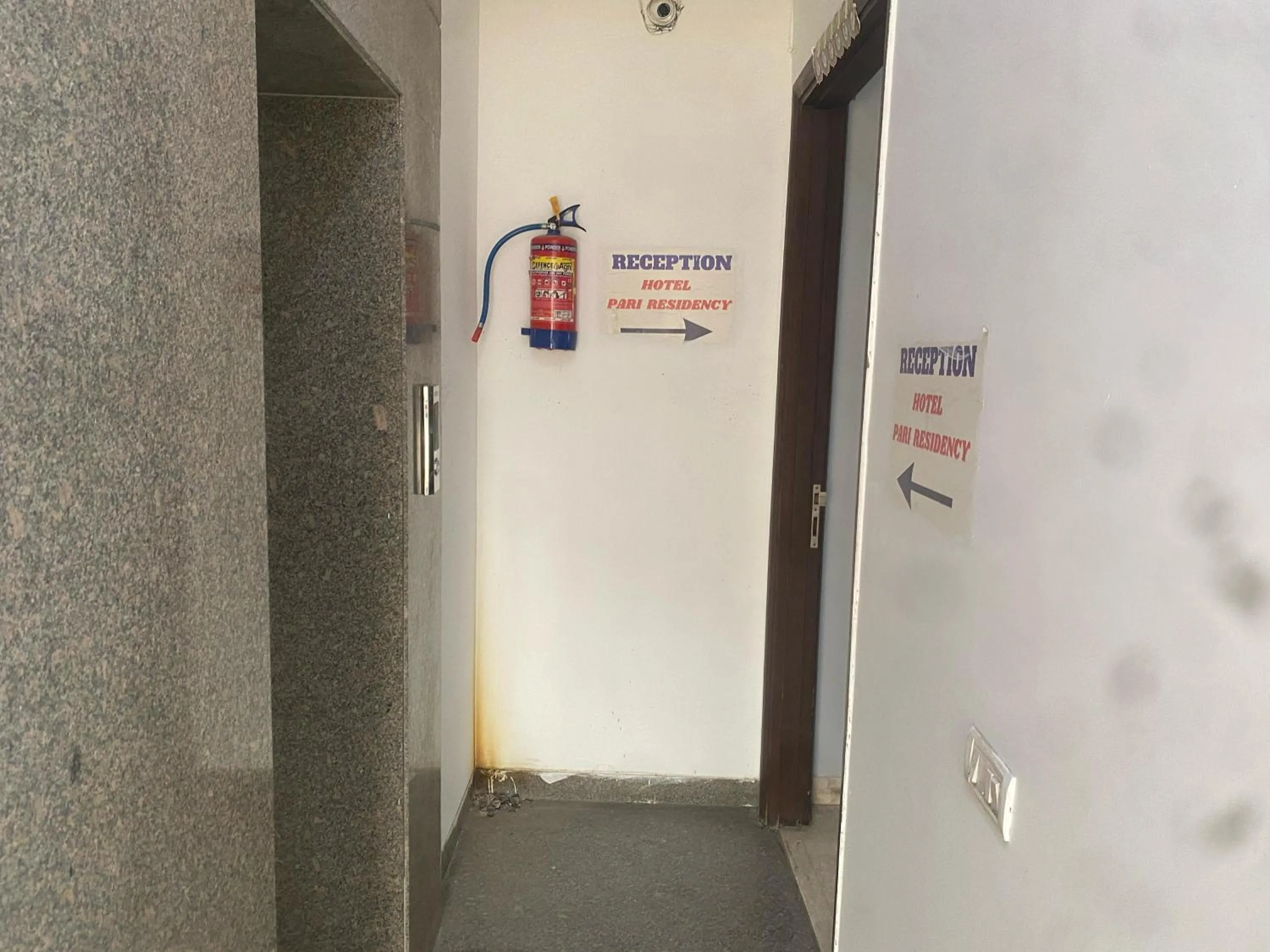 Pari Residency hotel