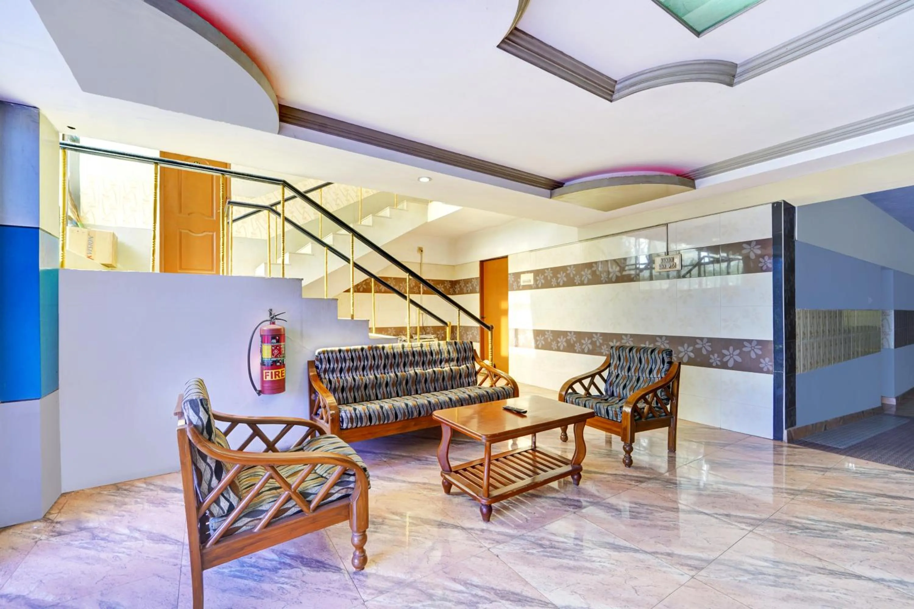Lobby or reception in Super Hotel O Tiruppur Near Railway station
