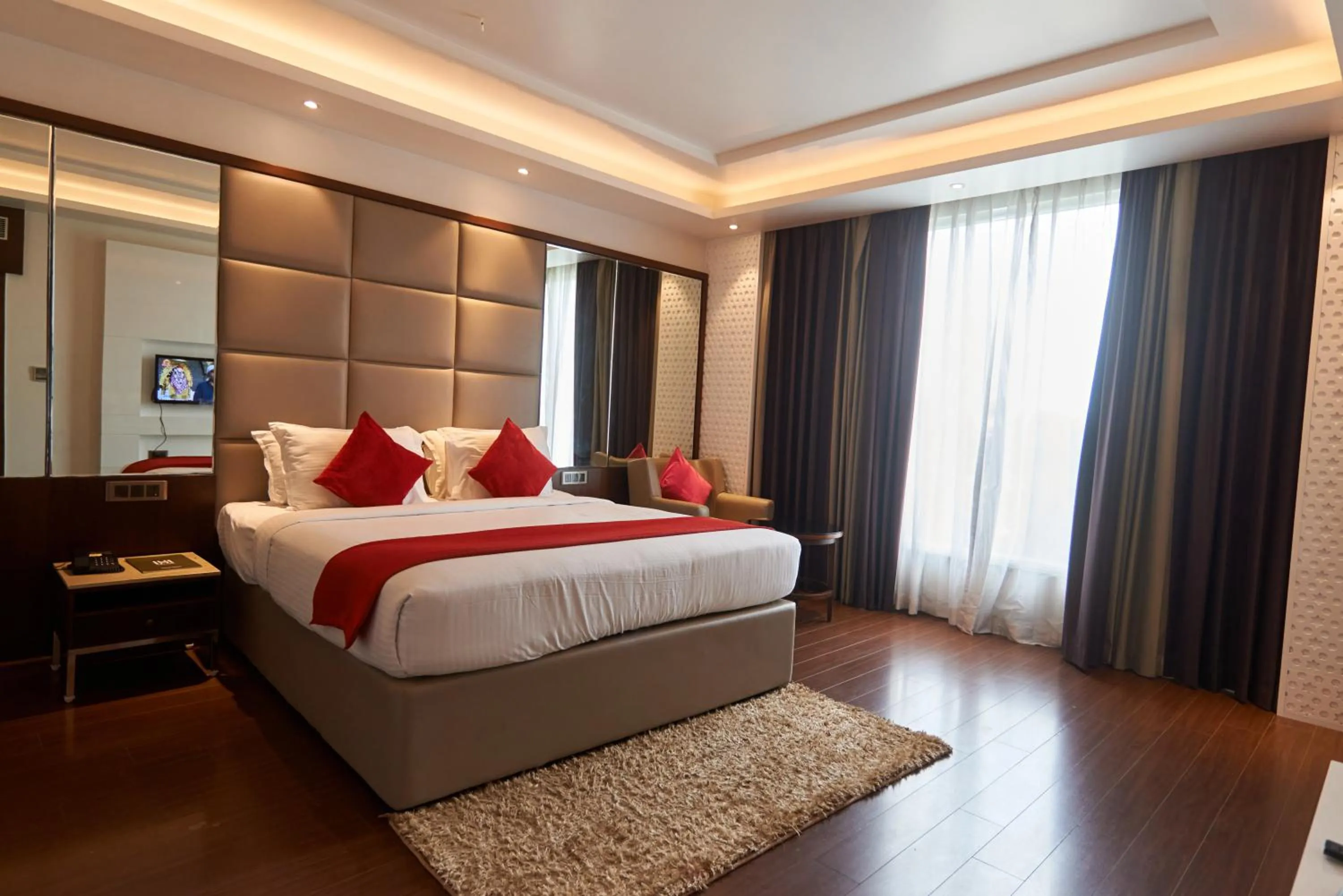 Bedroom, Bed in Tania President Inn