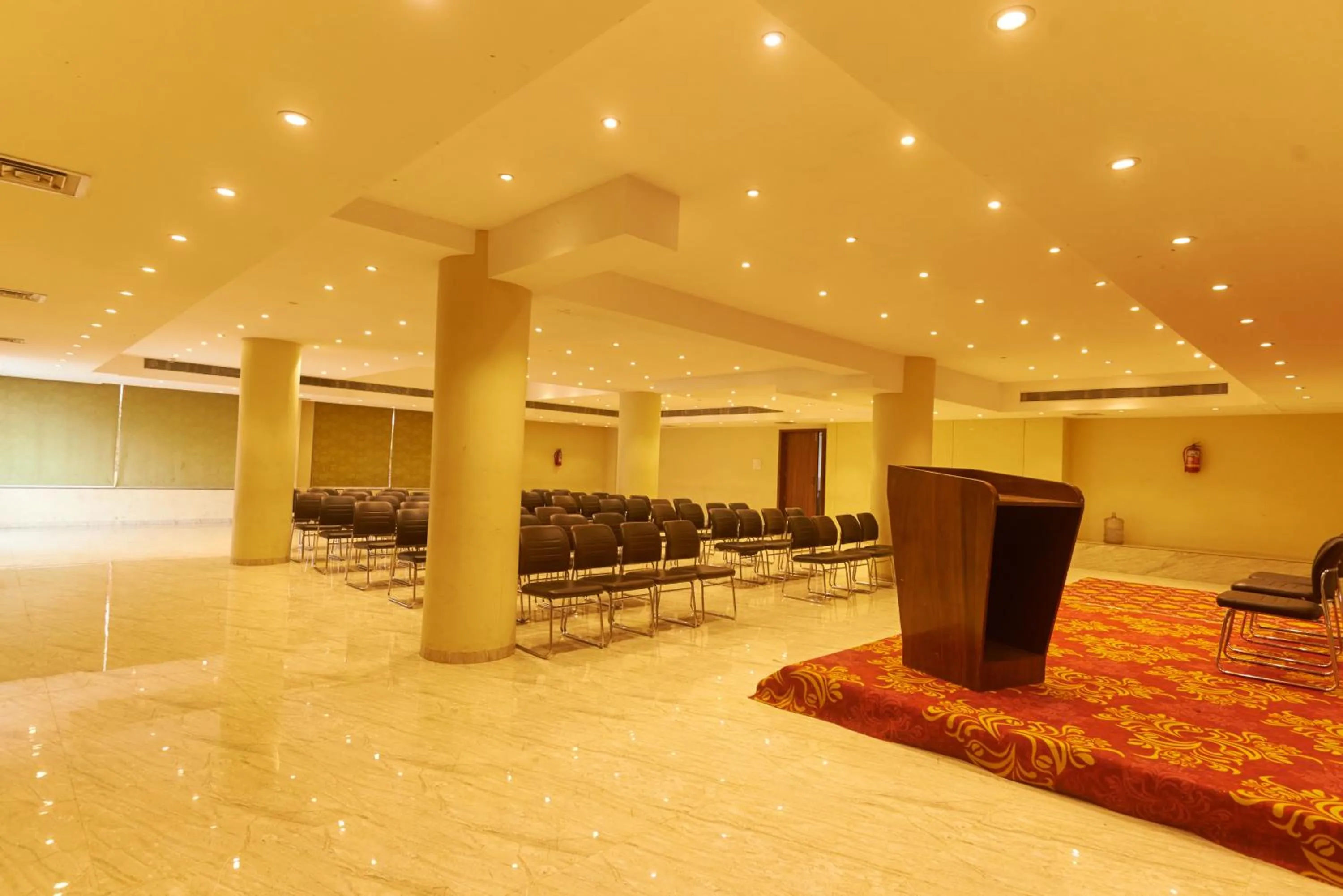 Banquet/Function facilities in Tania President Inn