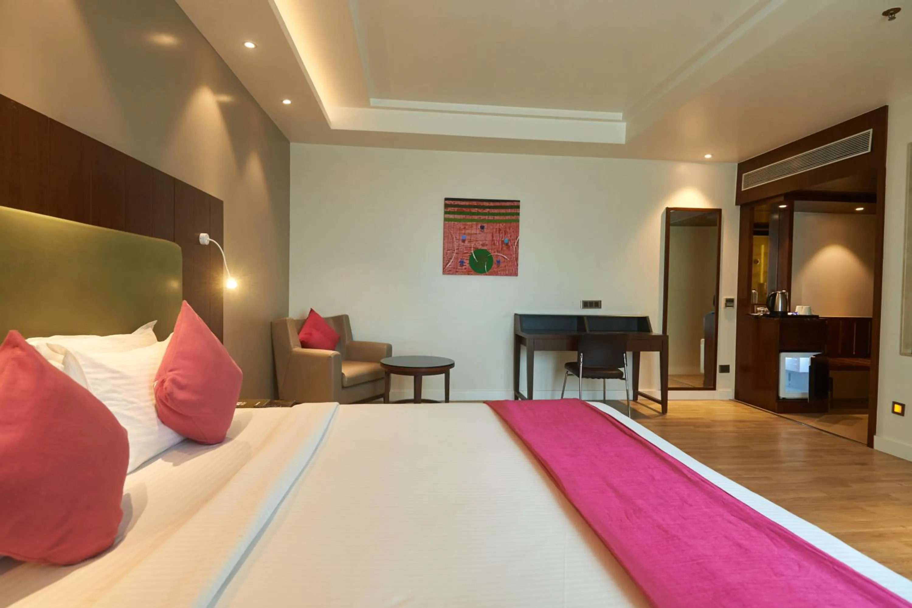 Bed in Tania President Inn