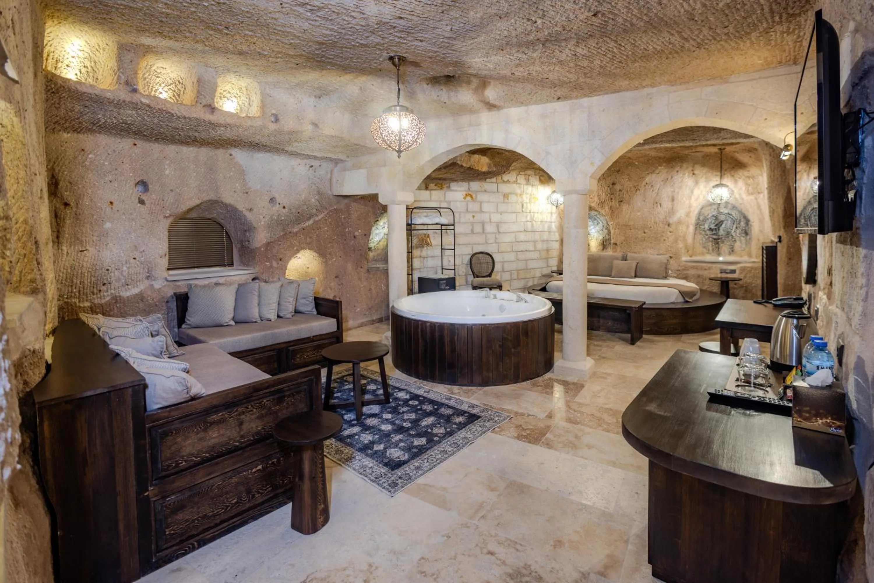King Suite with Spa Bath in Castellum Cave Cappadocia