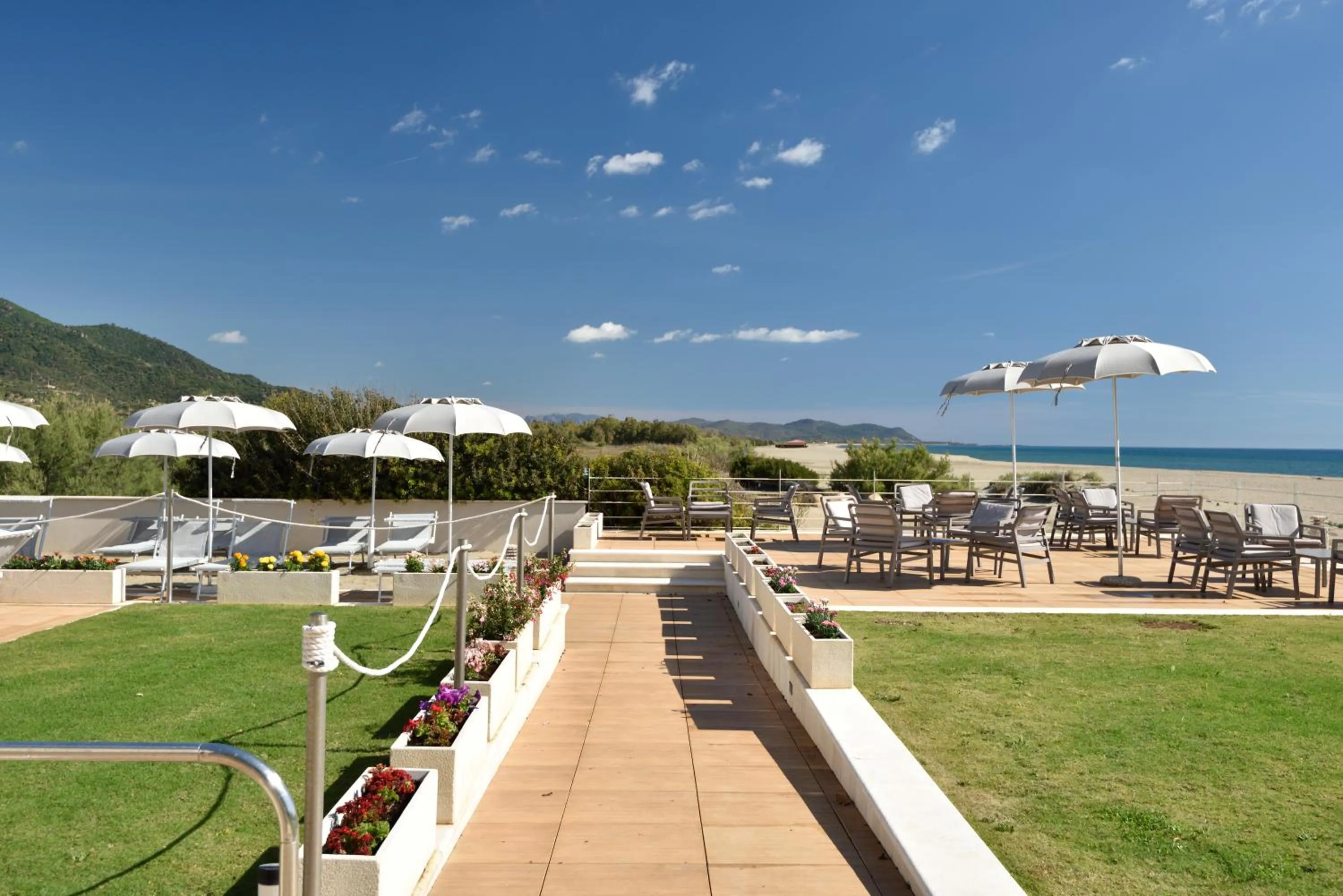 Spring in Hotel Club Torre Salinas - Adults Only