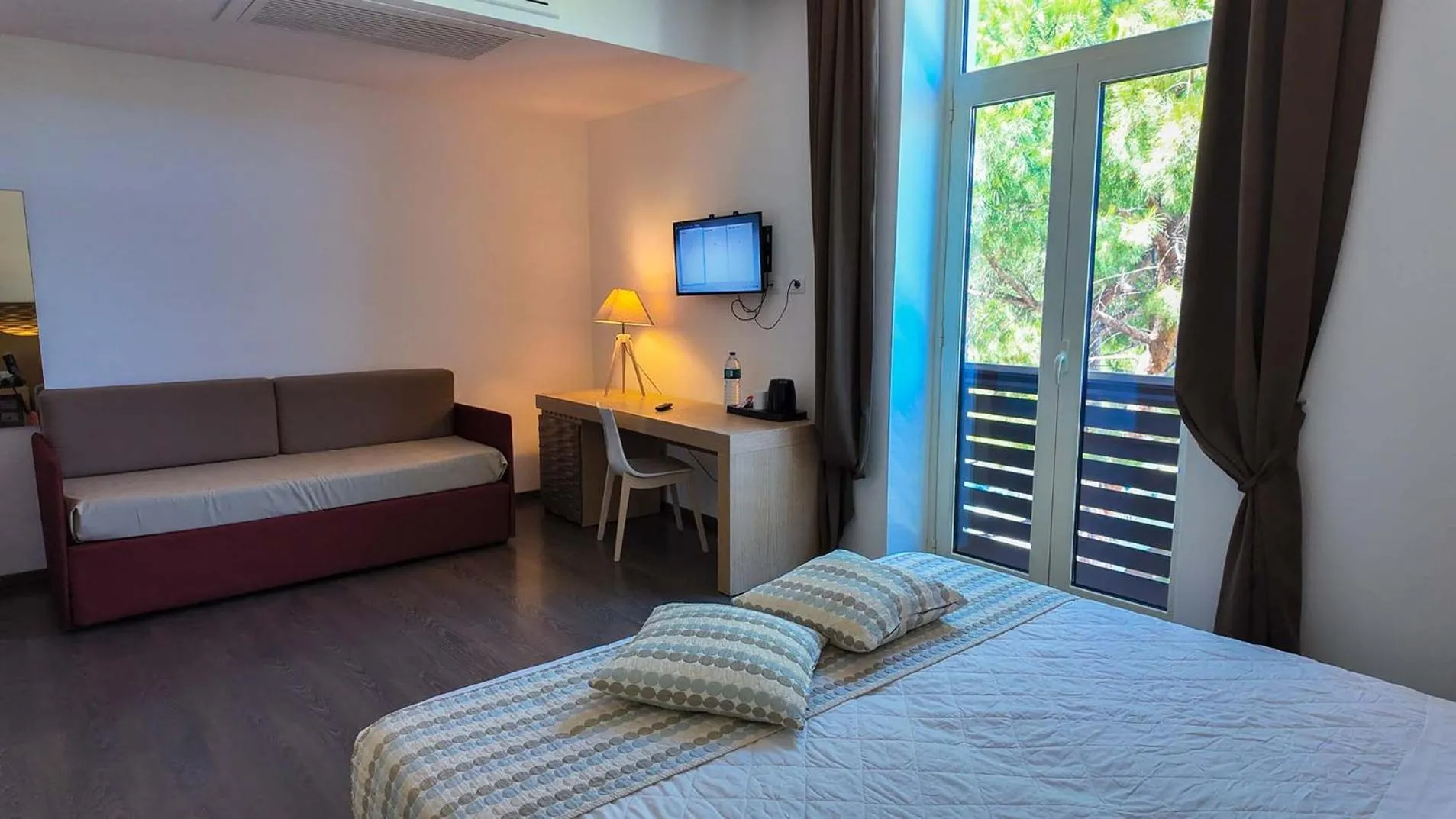 Bed in Hotel Club Torre Salinas - Adults Only