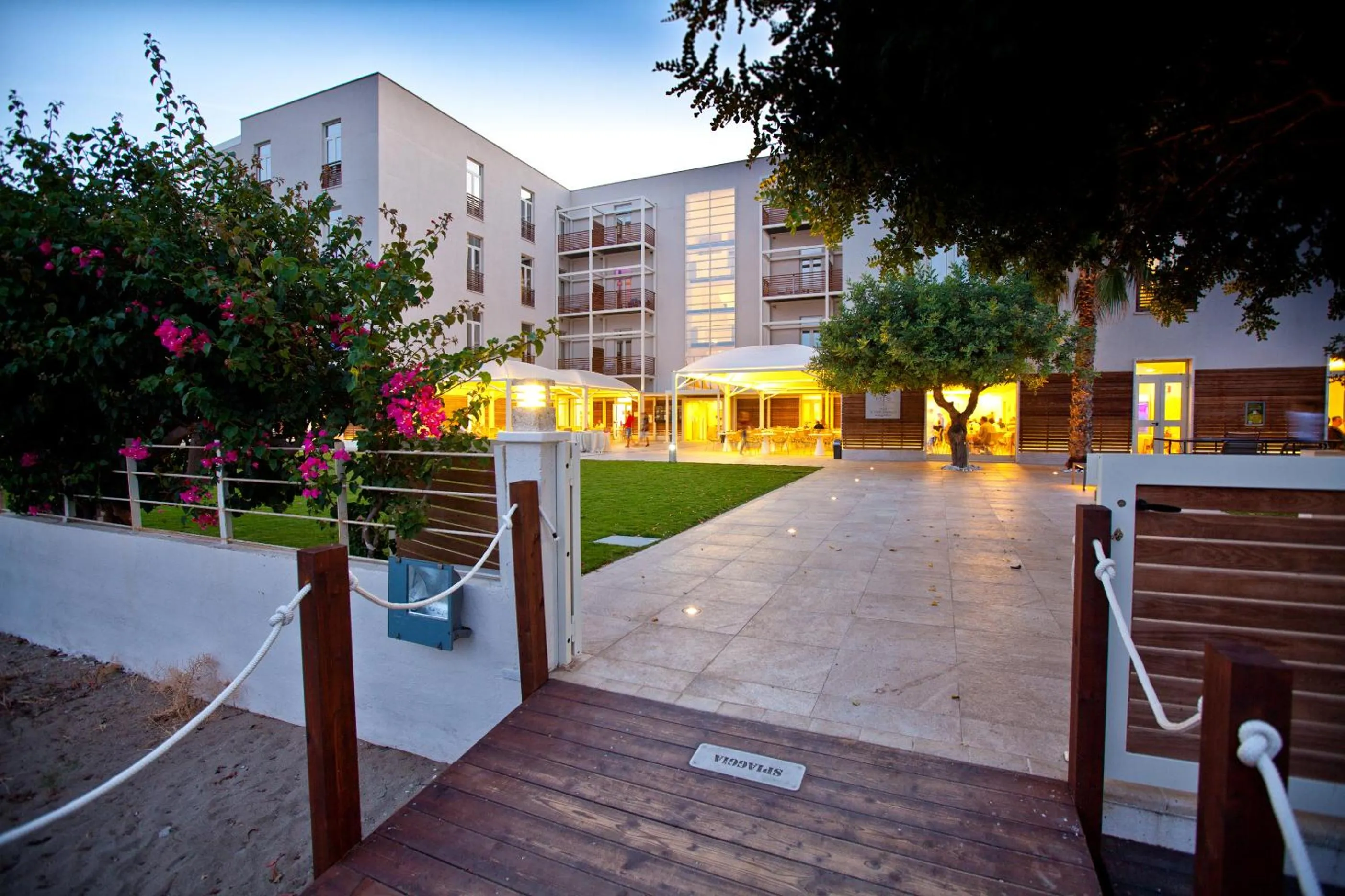 Property building in Hotel Club Torre Salinas - Adults Only