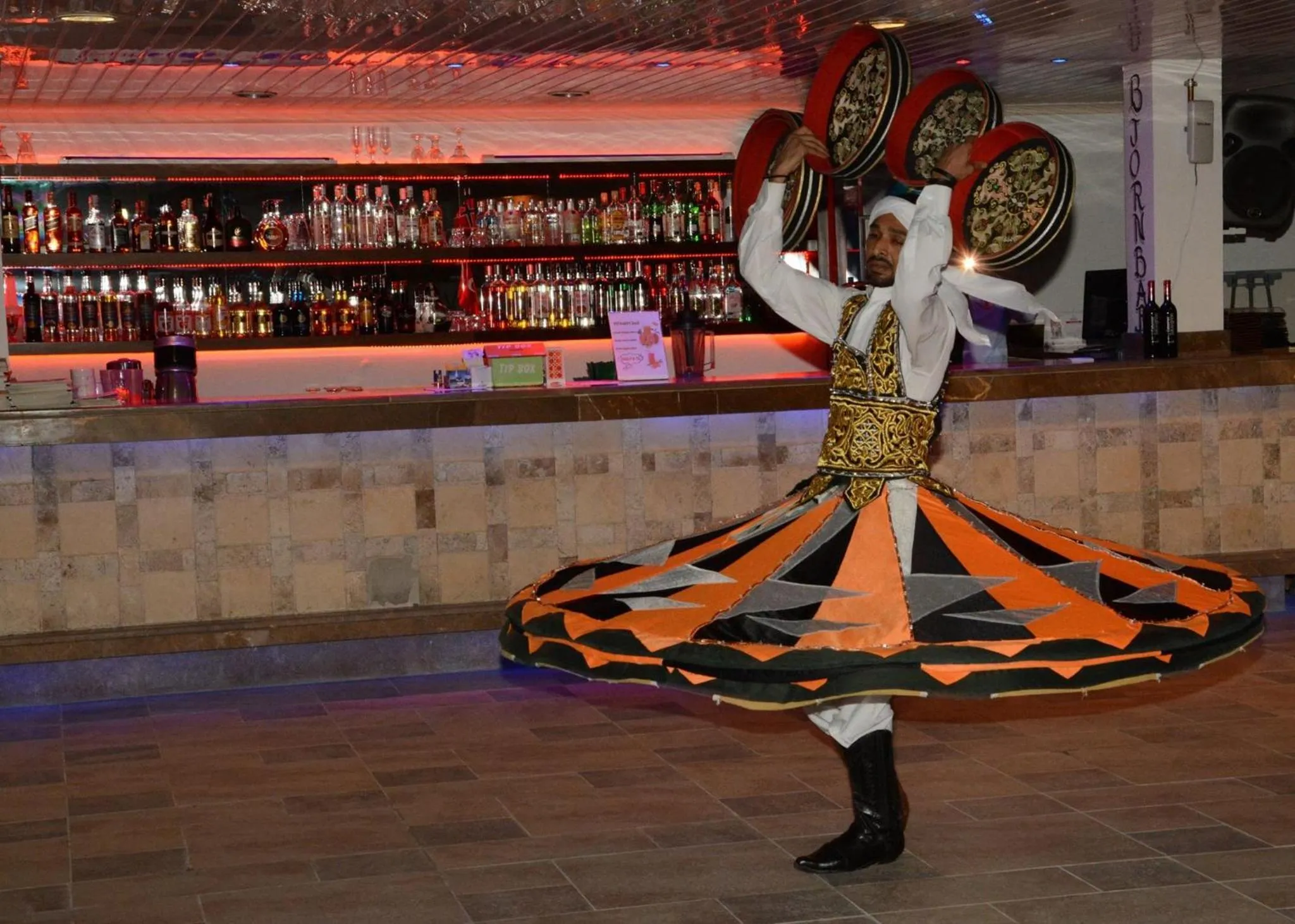 Entertainment in Viking Express Hotel