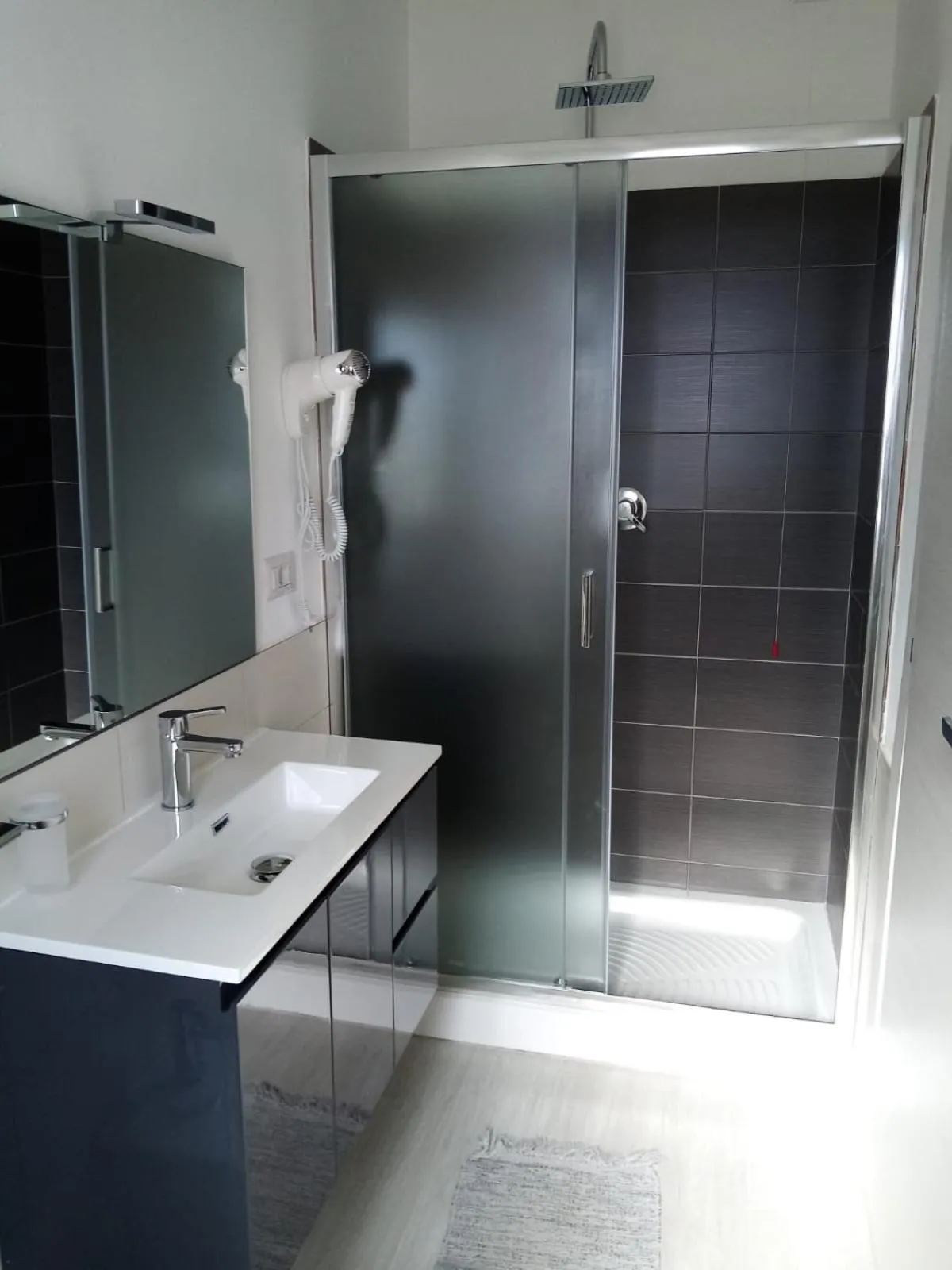 Bathroom in Affittacamere Alisso