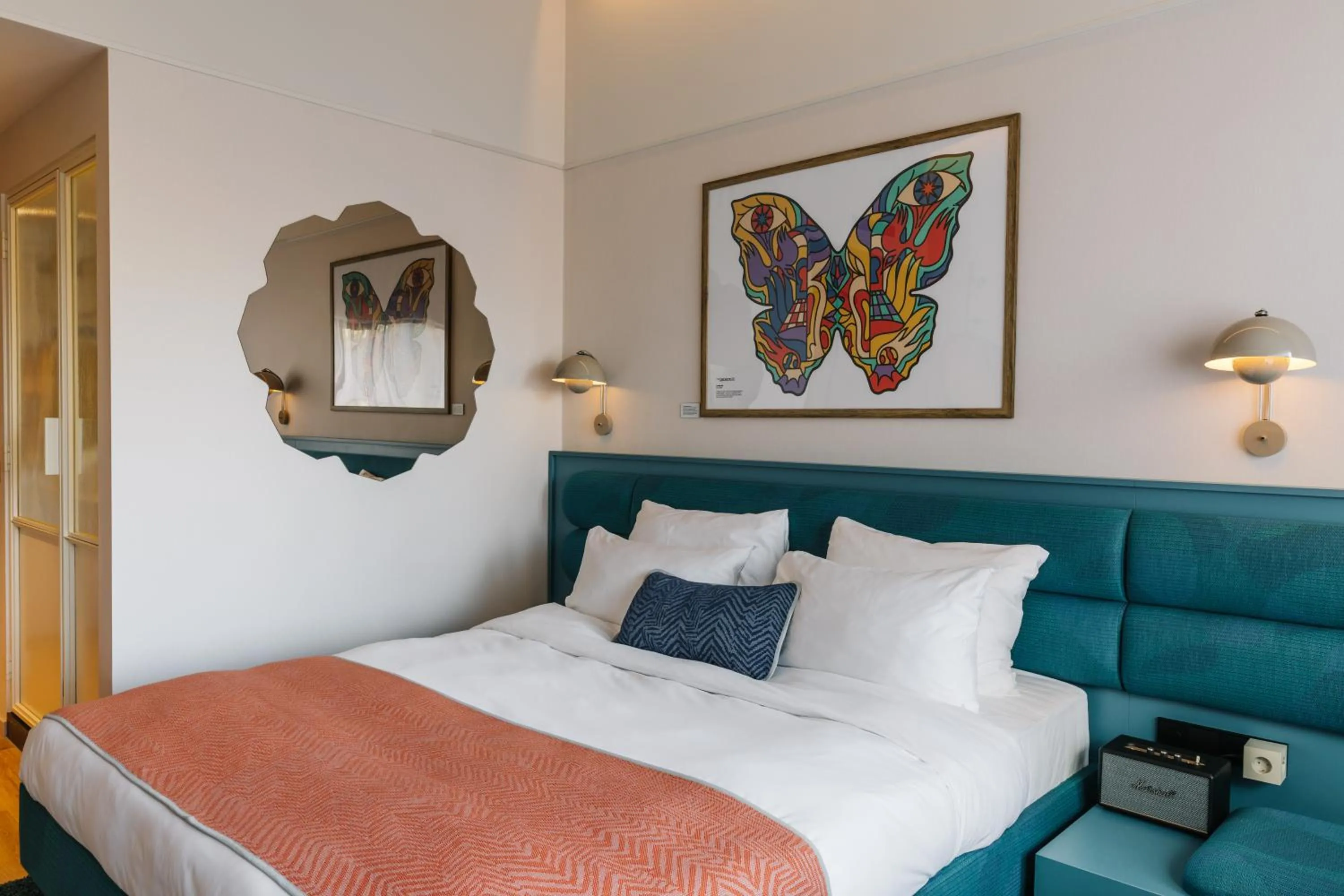 Photo of the whole room, Bed in The Social Hub Amsterdam City