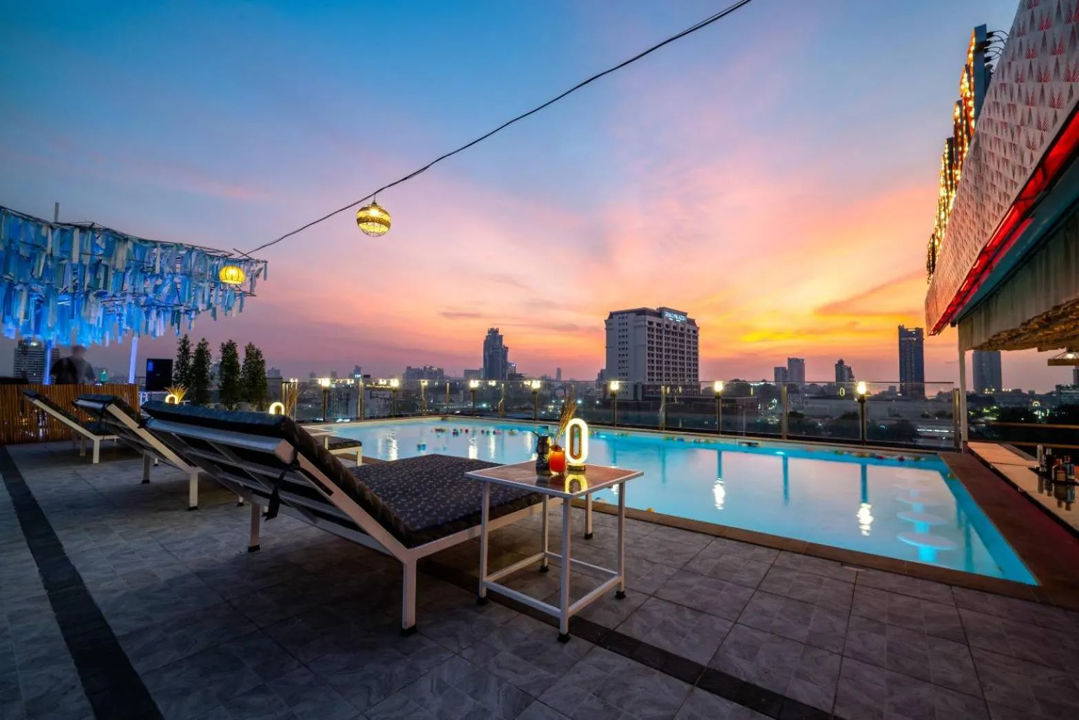 Balcony/Terrace in Dancenter Luxury Underwater World Pattaya