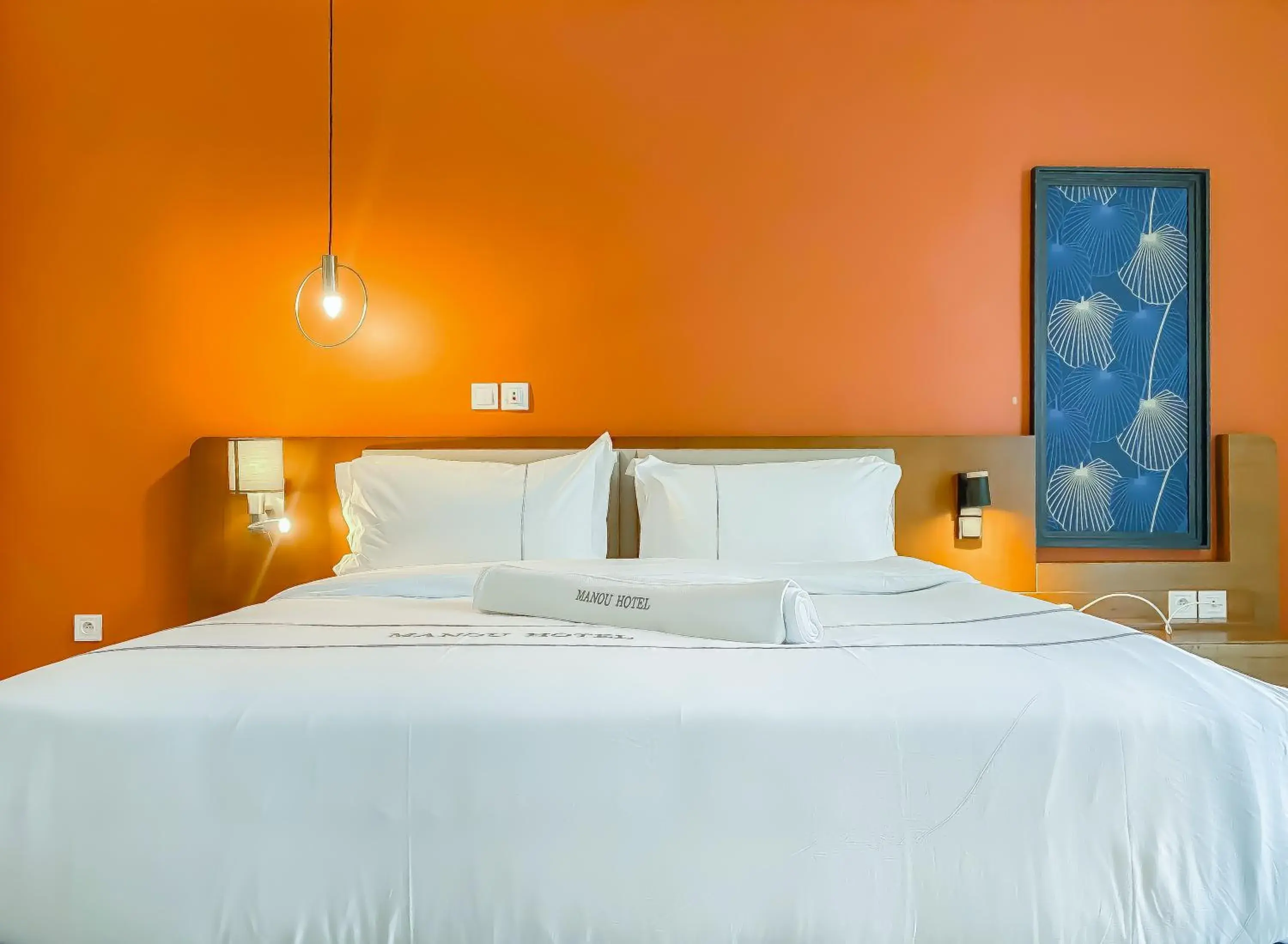 MANOU HOTEL MANOU HOTEL