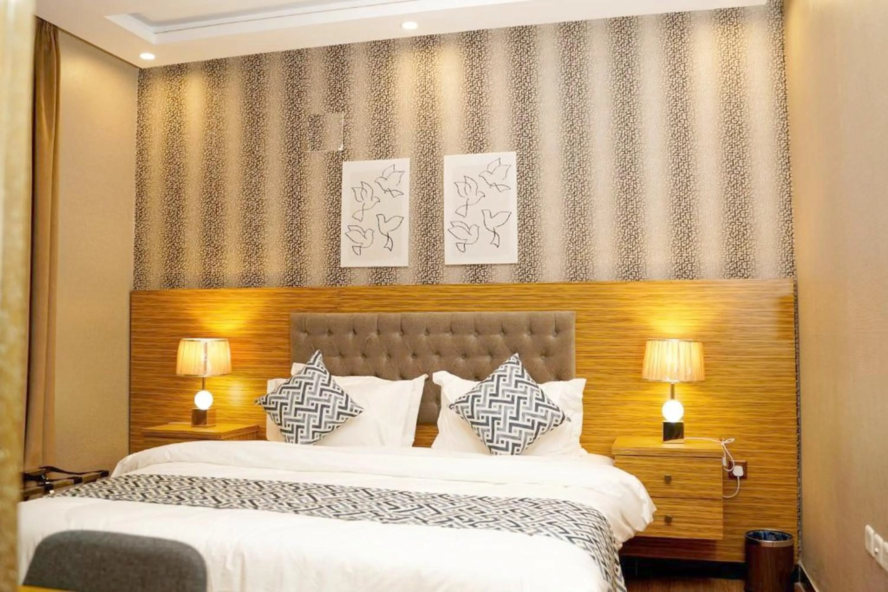 Bedroom, Bed in Palette Luxury Credi Hotel