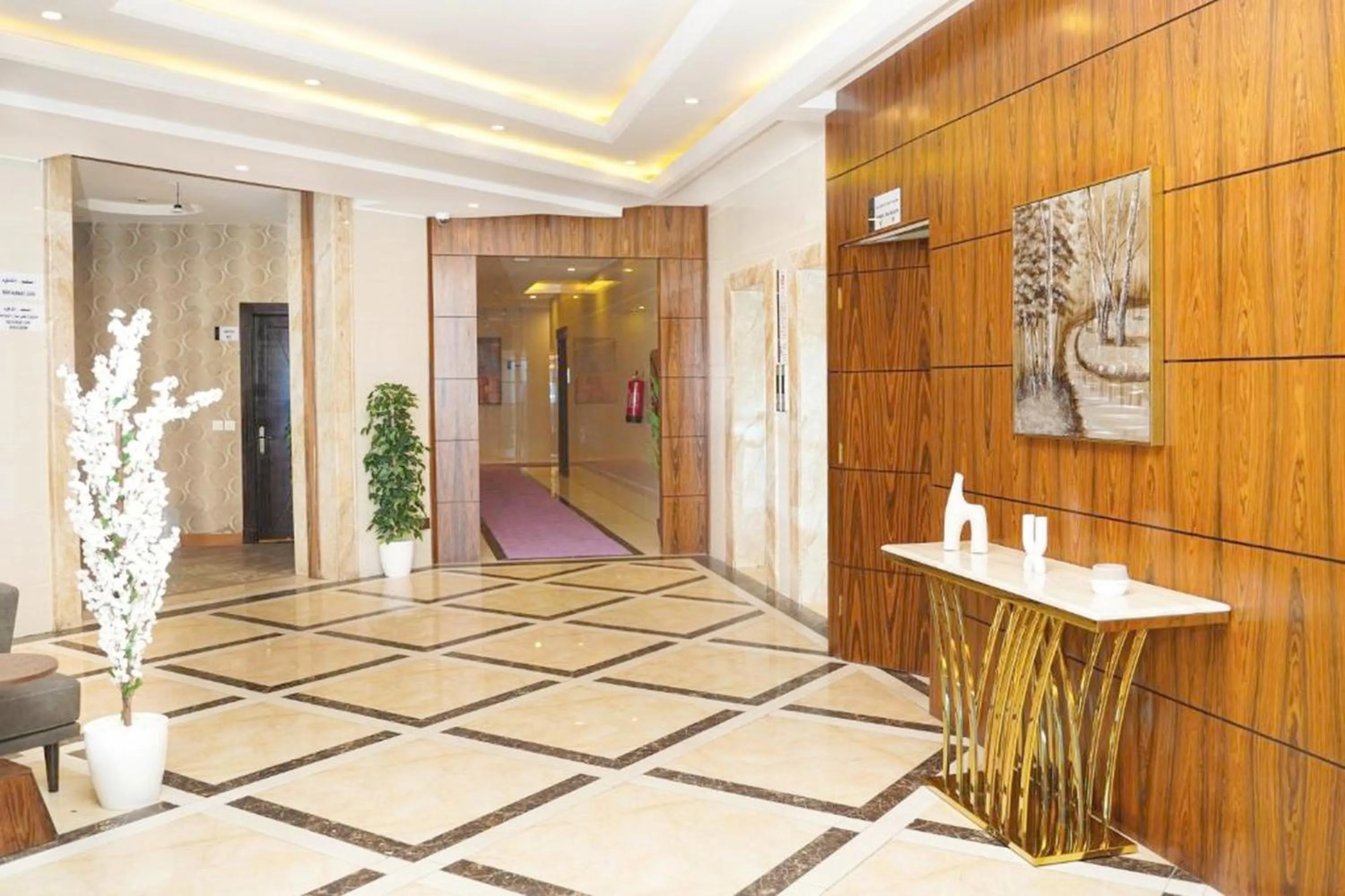 Lobby or reception in Palette Luxury Credi Hotel