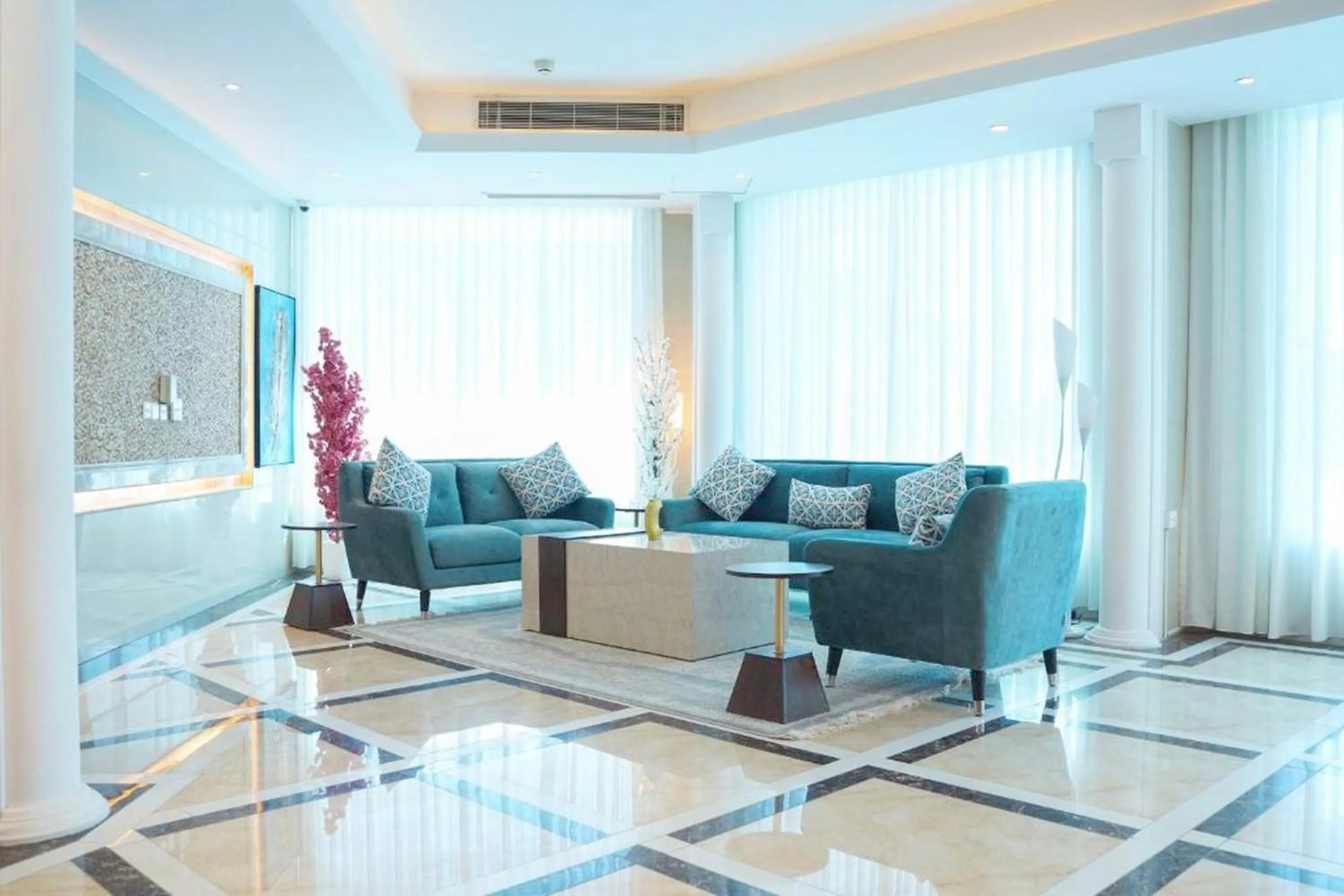 Seating area in Palette Luxury Credi Hotel