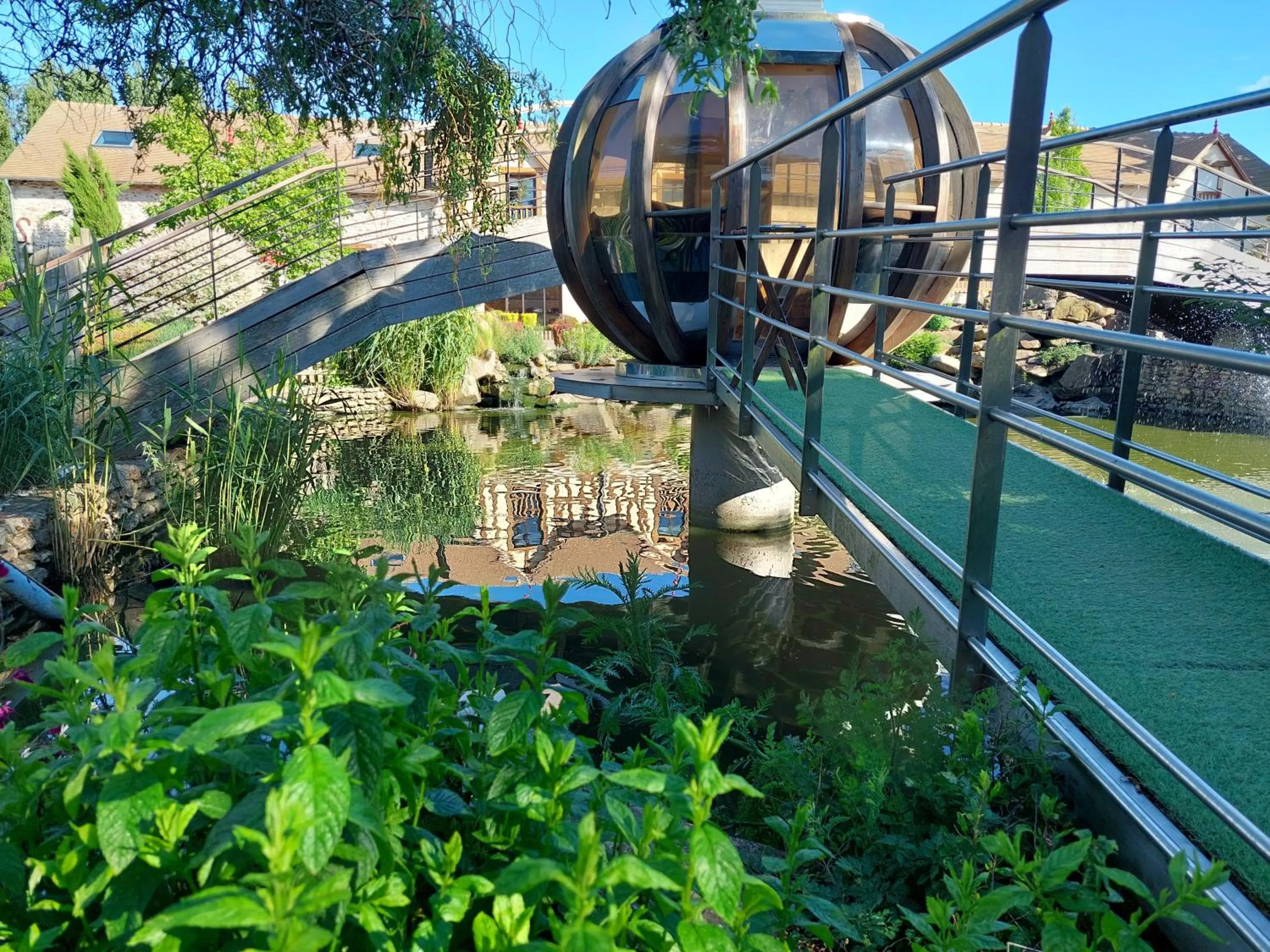 Restaurant/places to eat in Domaine de la Haie des Granges