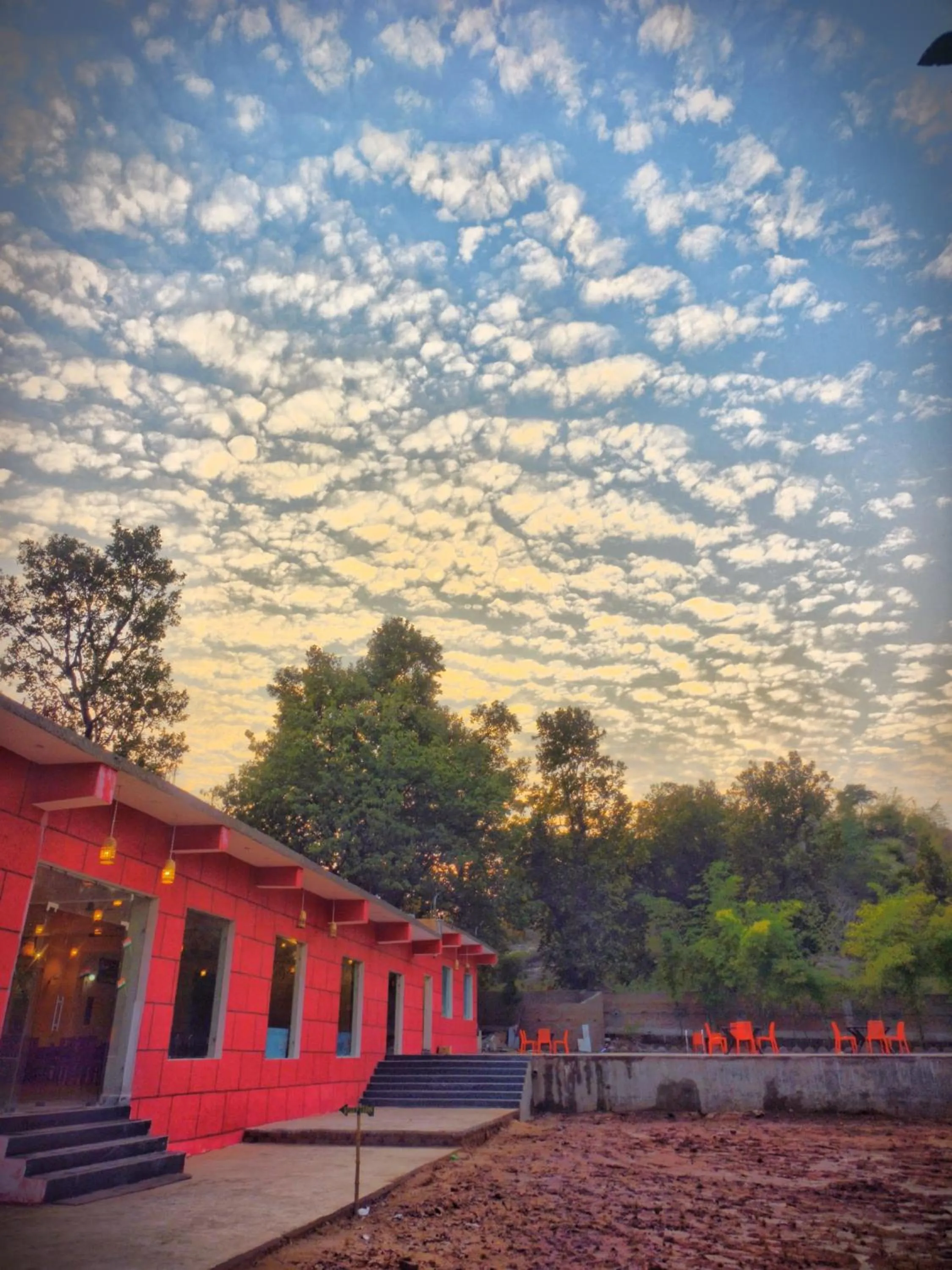 Property building in Bandhavgarh Tiger Resort