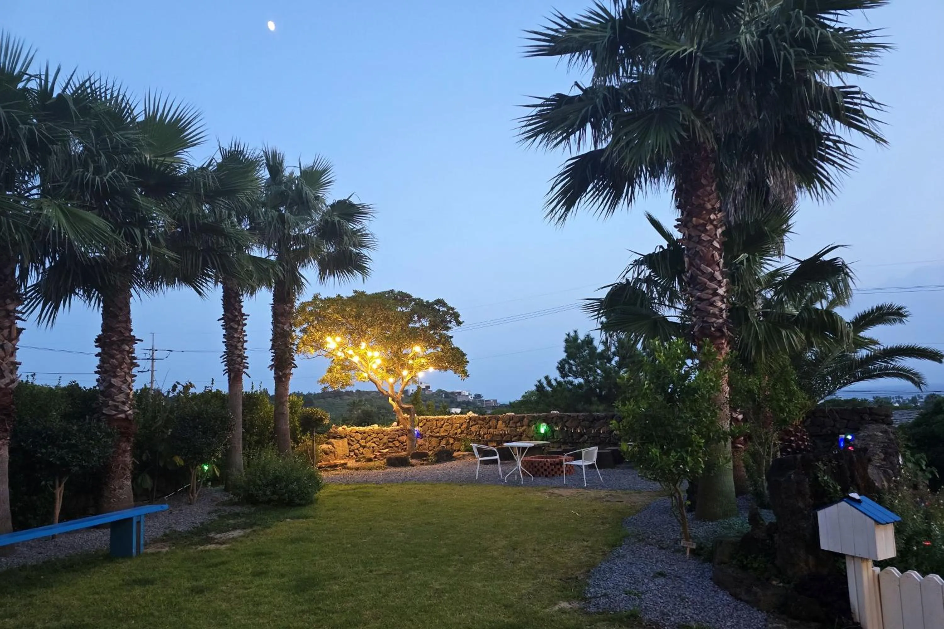 Property building in Seogwipo Dawa Pool Villa Pension