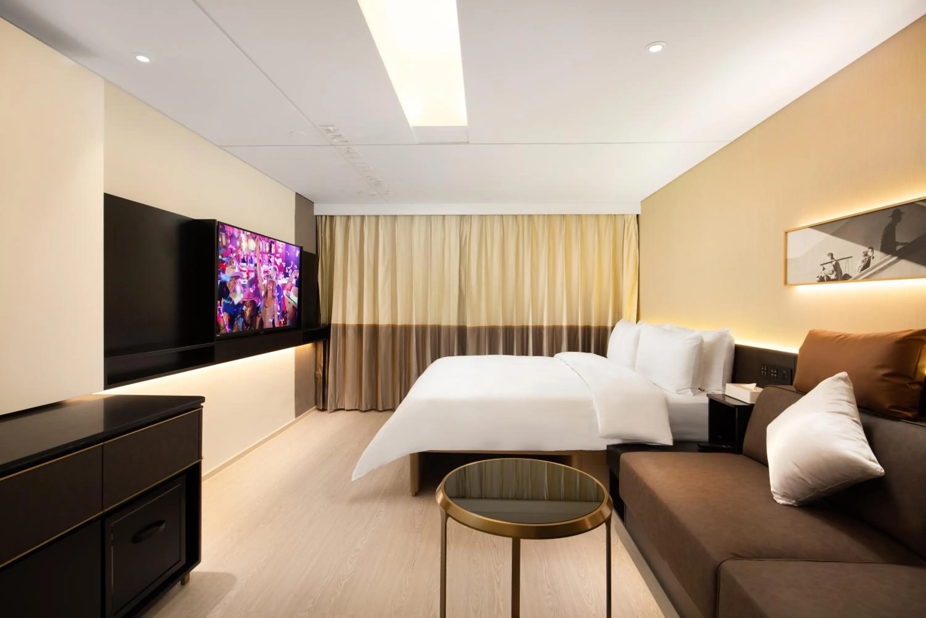 Photo of the whole room, Bed in CITIGO HOUSE Tianhe Guangzhou