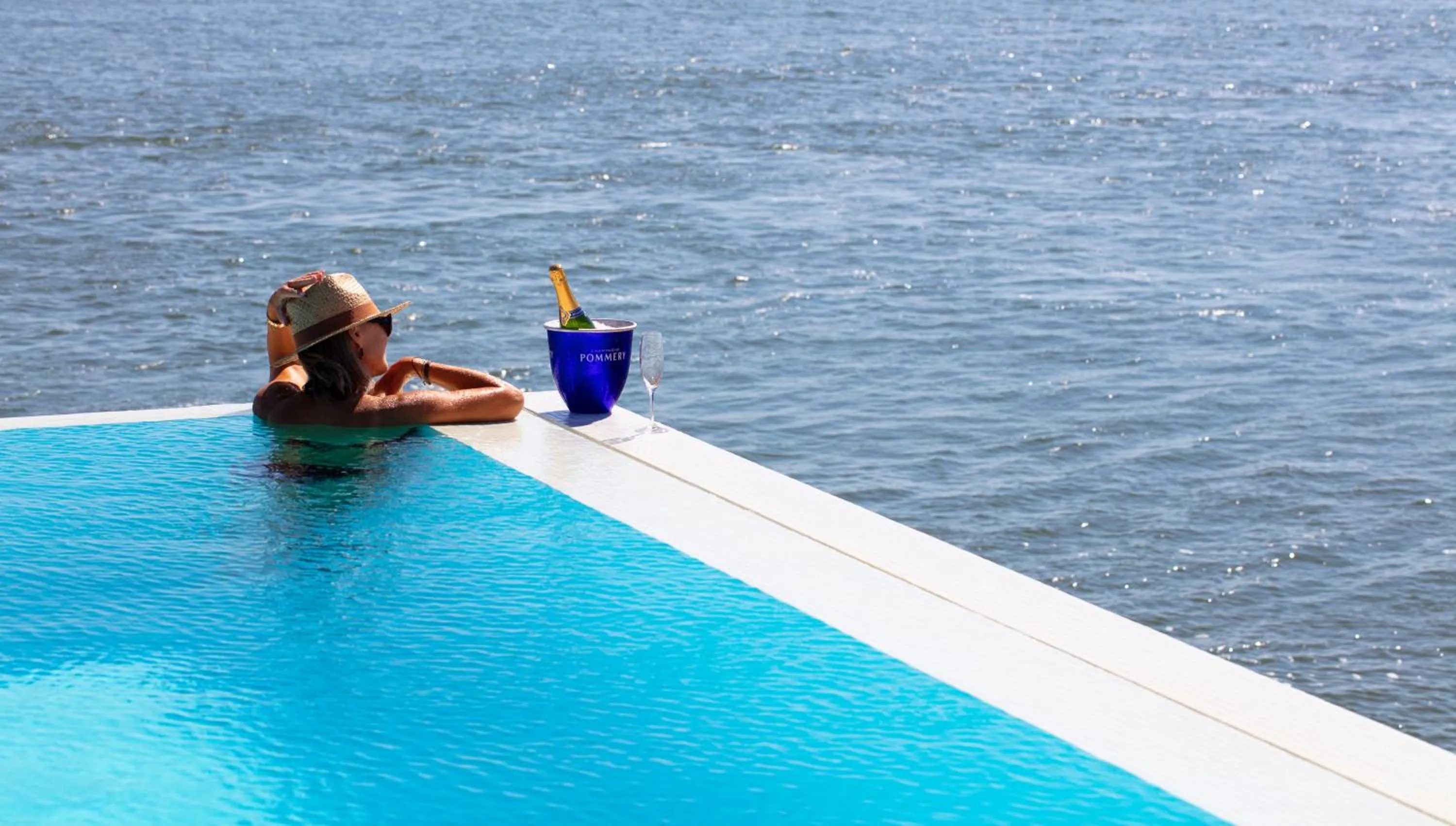 Restaurant/places to eat in Bordoy Grand House Algarve