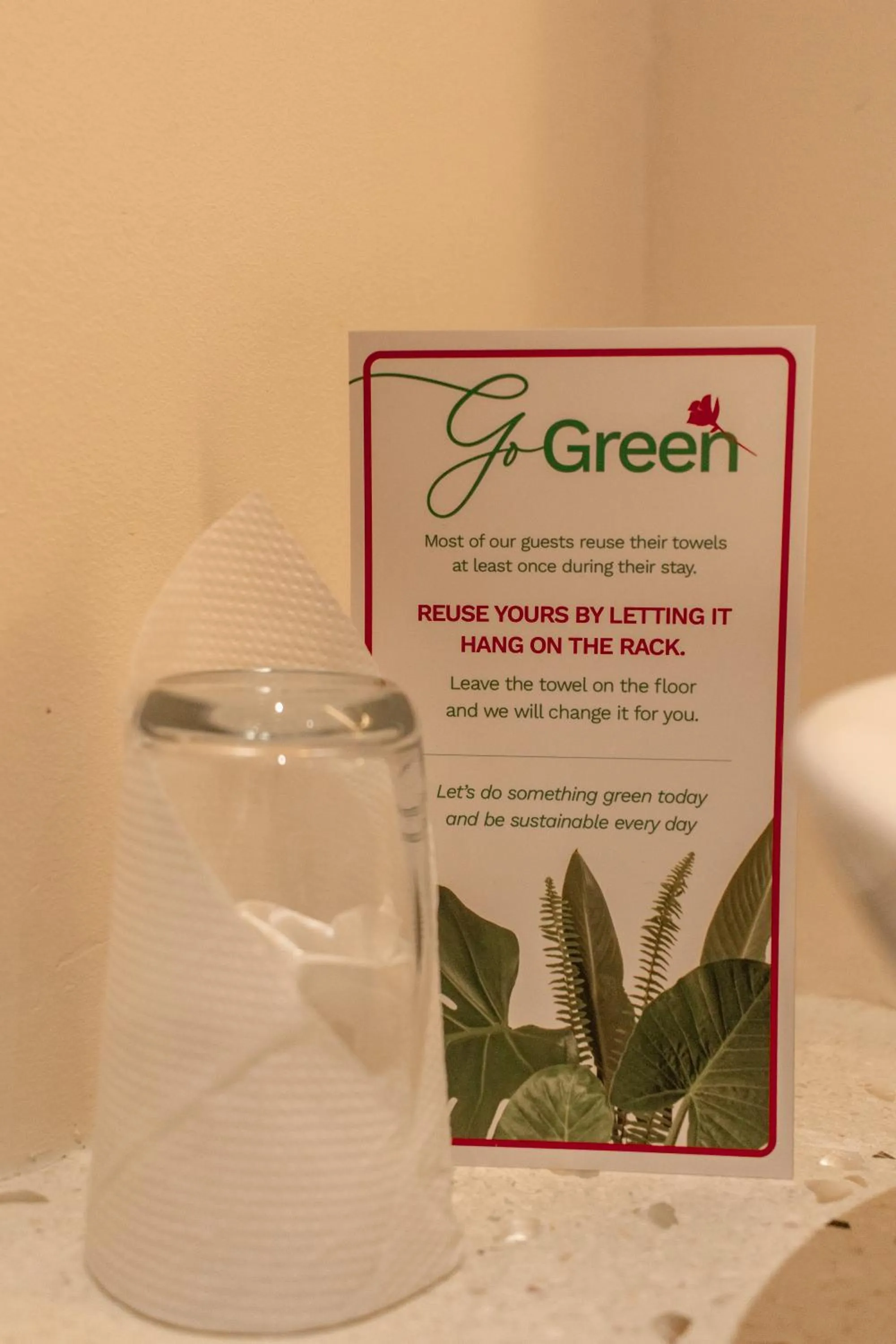 Text overlay in Oh!Julia Hotel Komodo