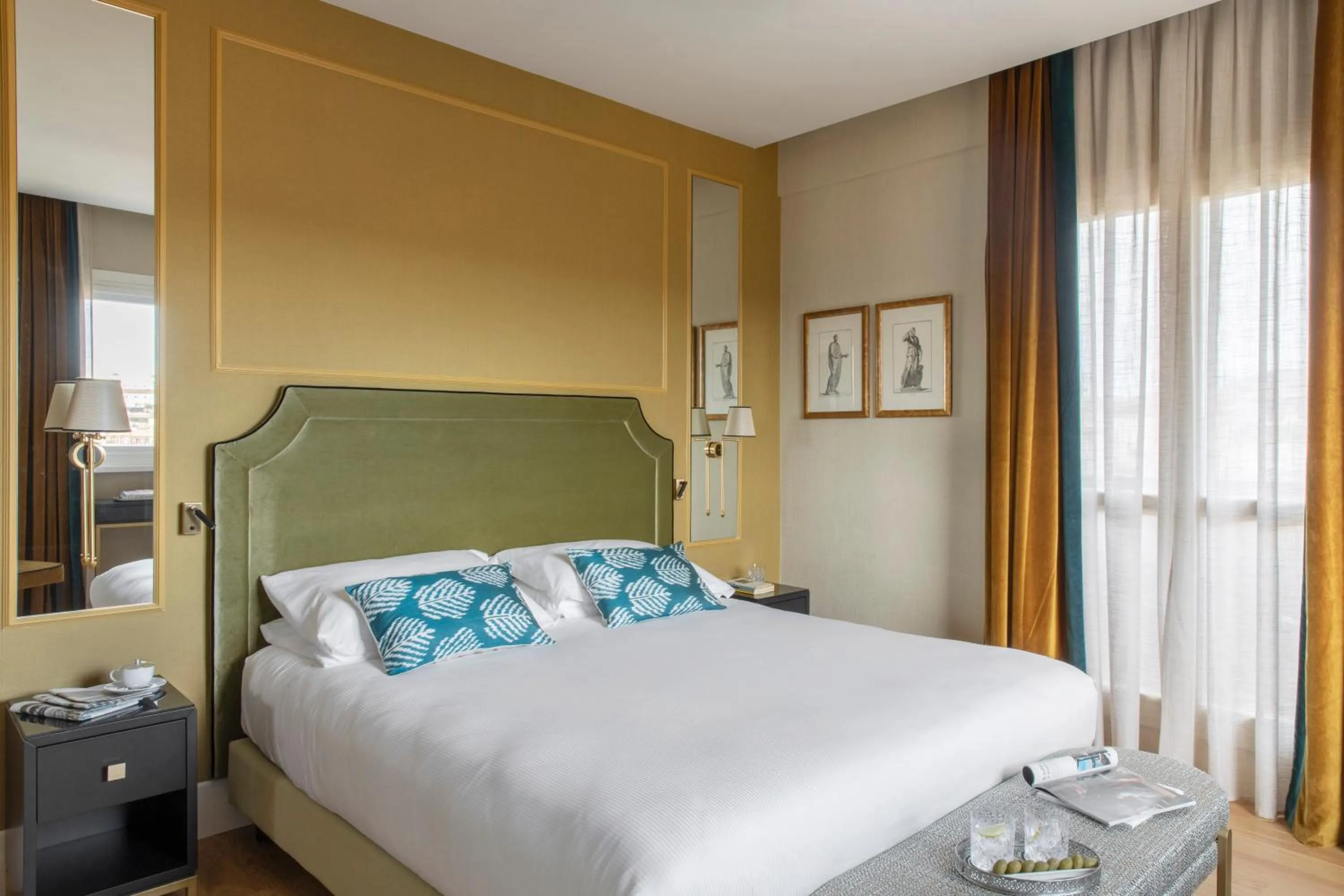 Bed in HOTEL ADRIANO Rooftop