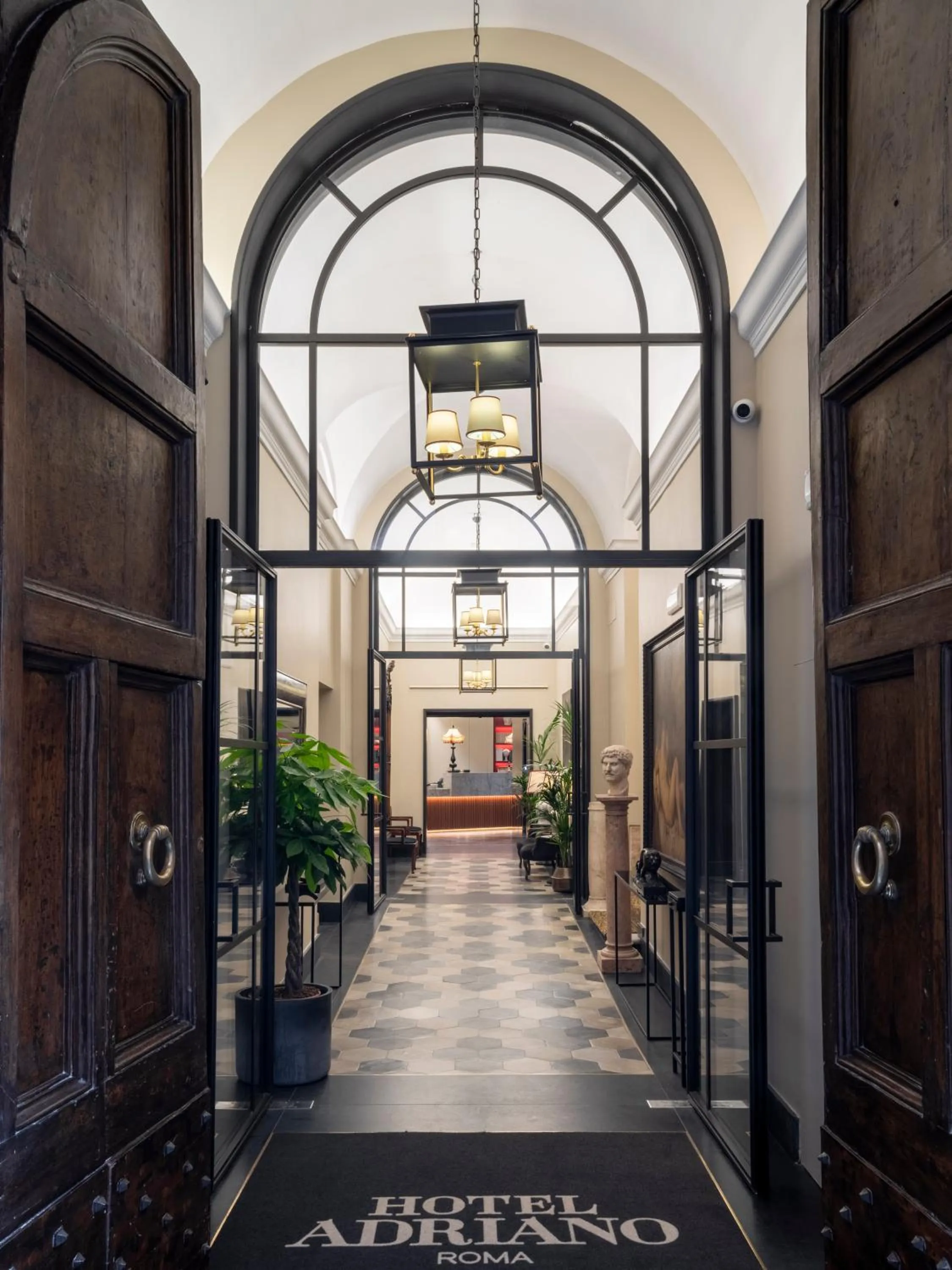 Facade/entrance in HOTEL ADRIANO Rooftop