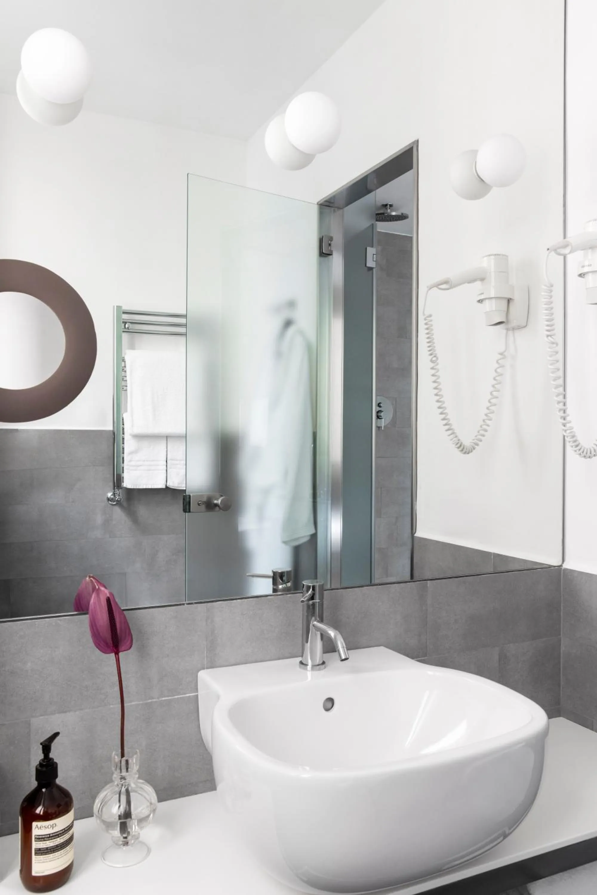 Bathroom in HOTEL ADRIANO Rooftop