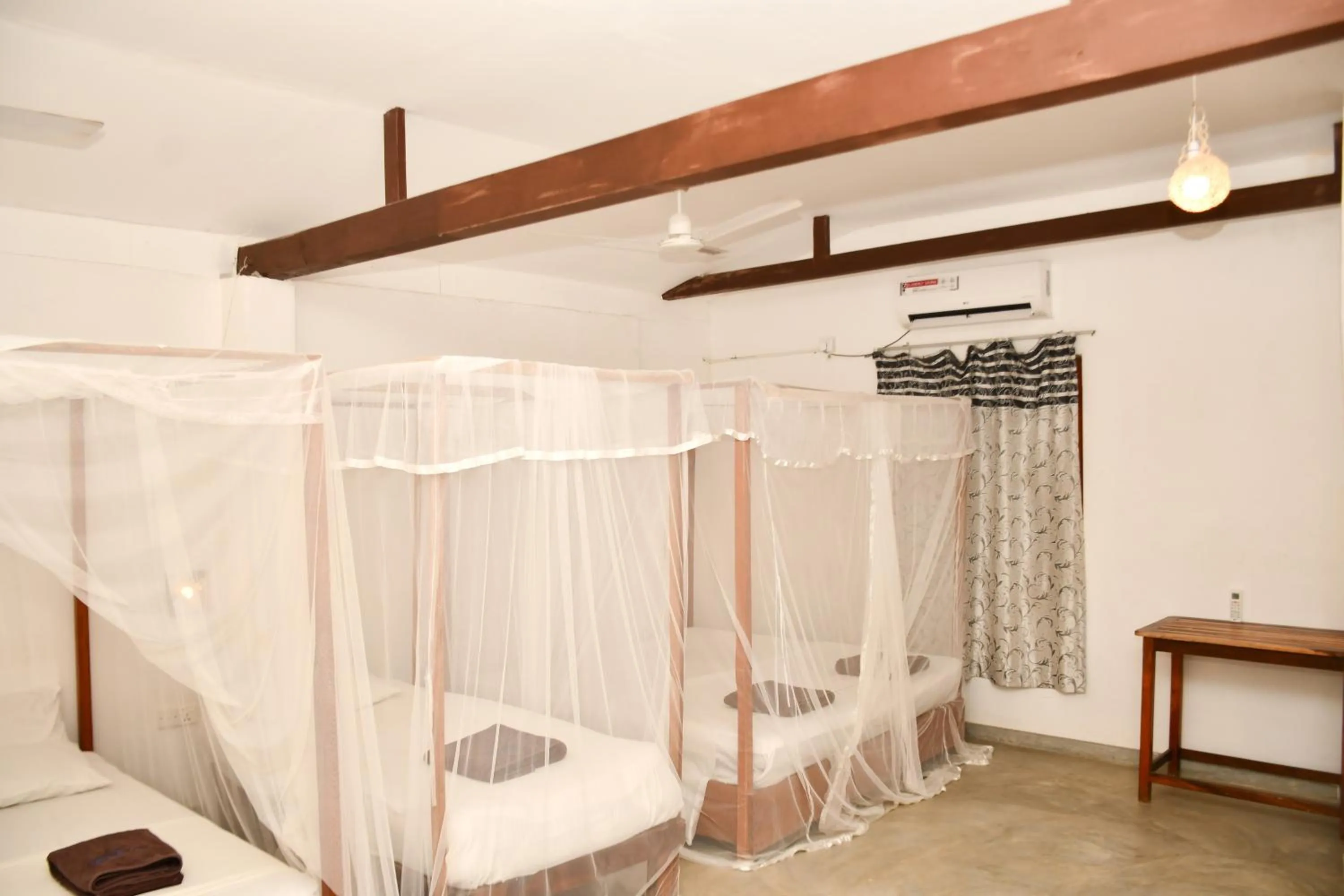 Photo of the whole room in Arne's Place