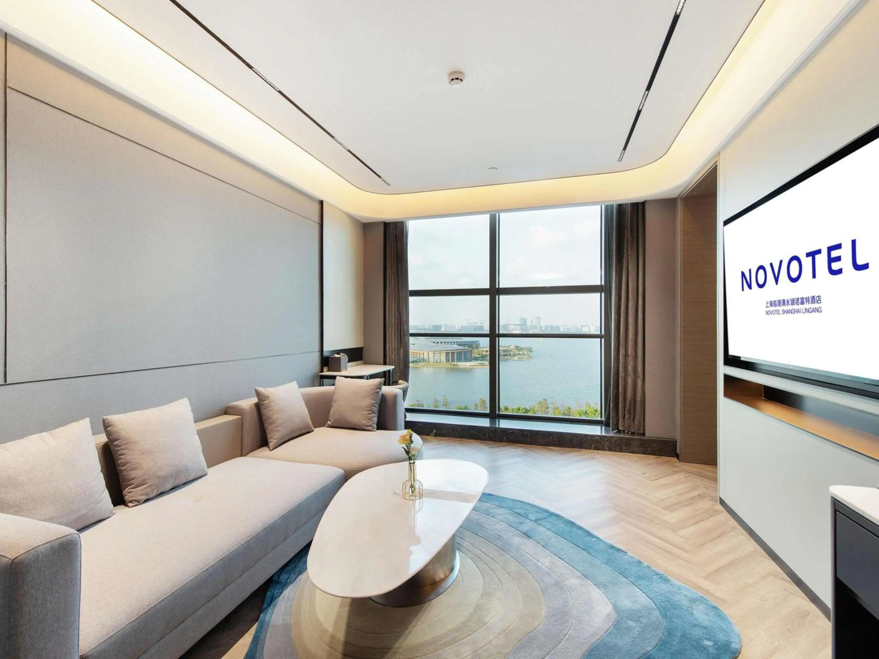 Bedroom in Novotel Shanghai Lingang