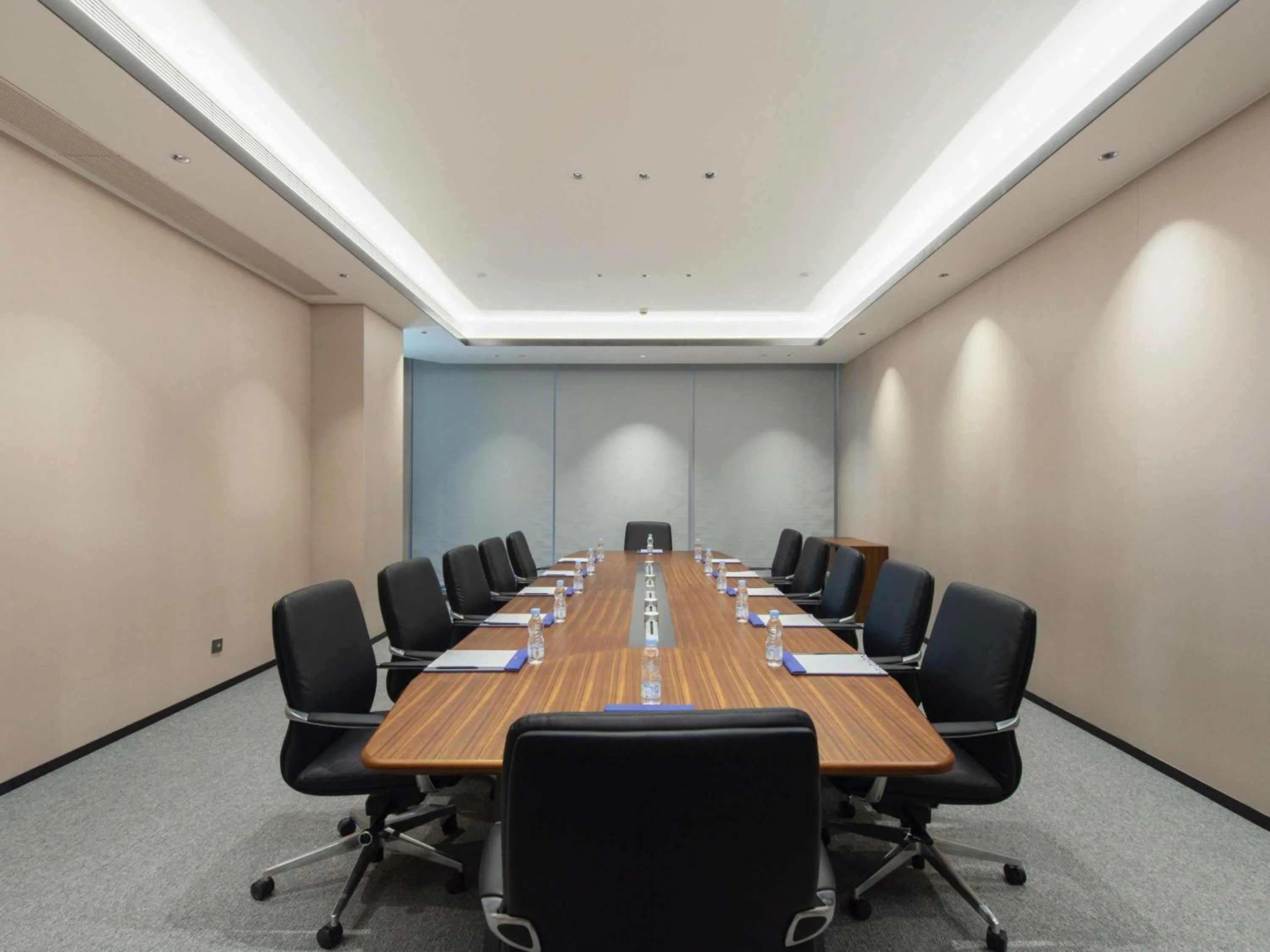 Meeting/conference room in Novotel Shanghai Lingang