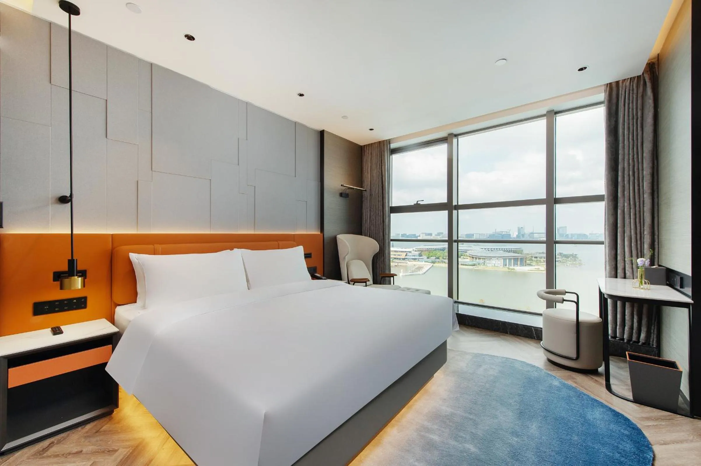 Bedroom, Bed in Novotel Shanghai Lingang