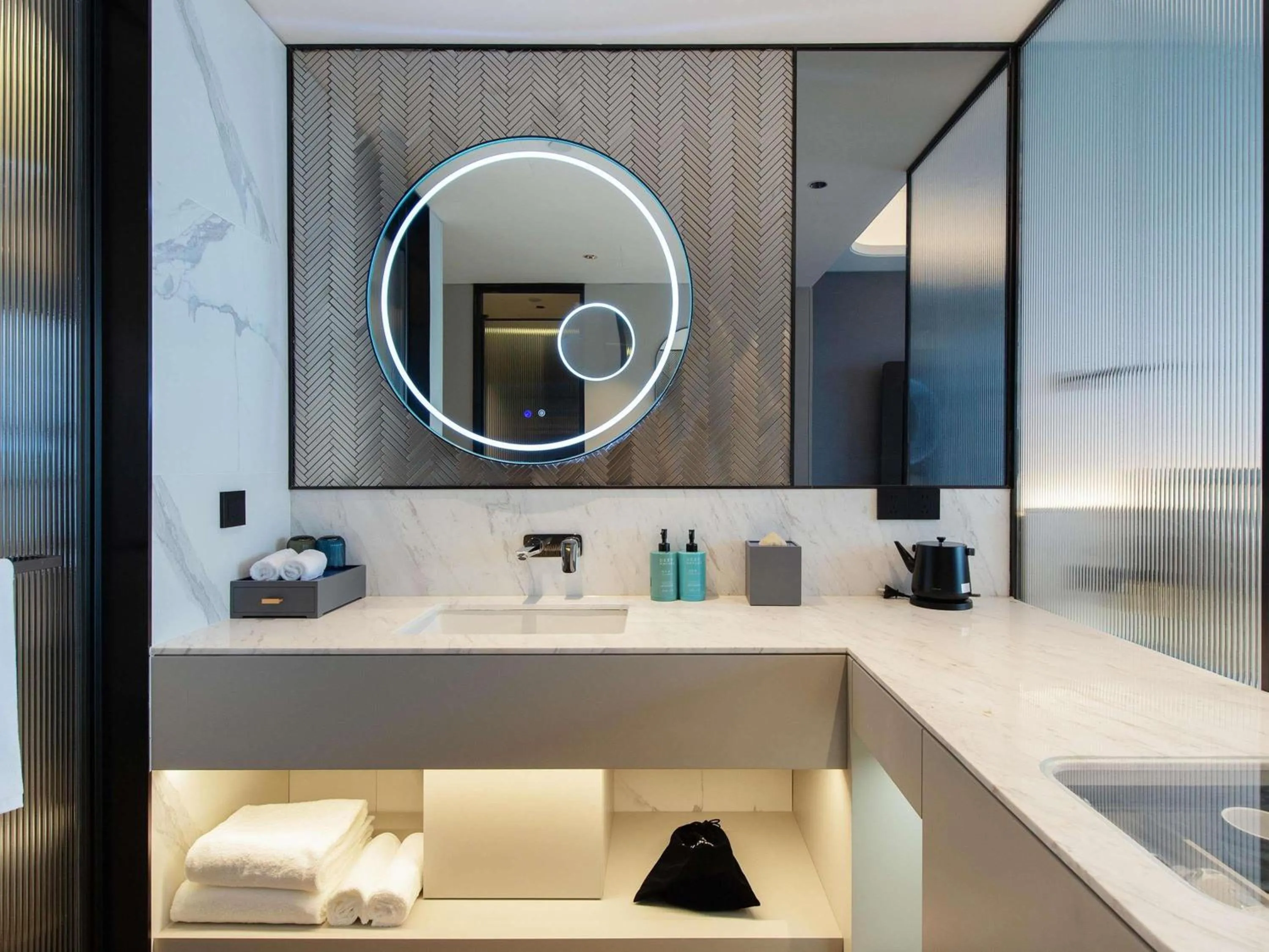 Bedroom in Novotel Shanghai Lingang