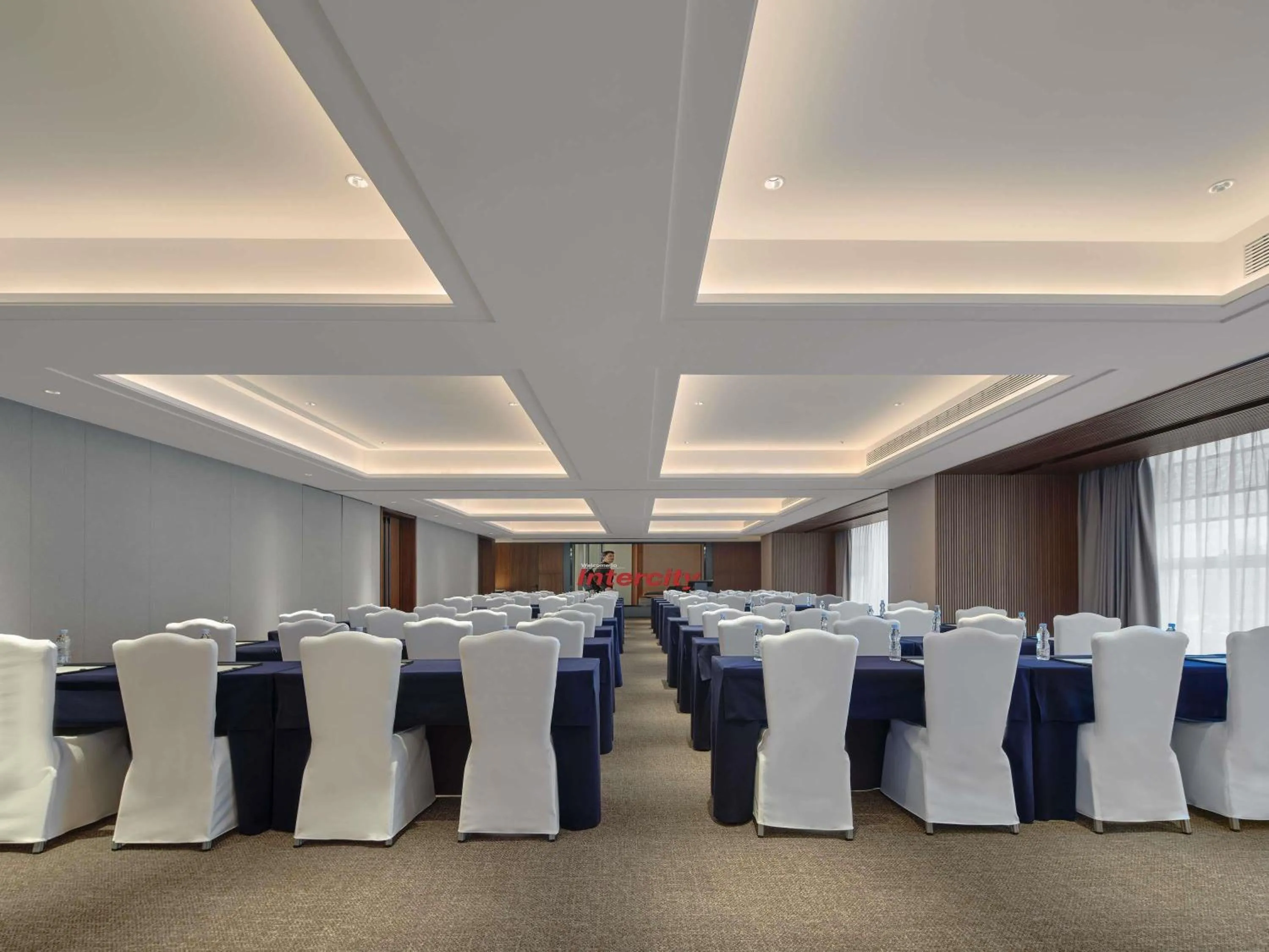 Meeting/conference room in Mercure Hefei City Hall Square