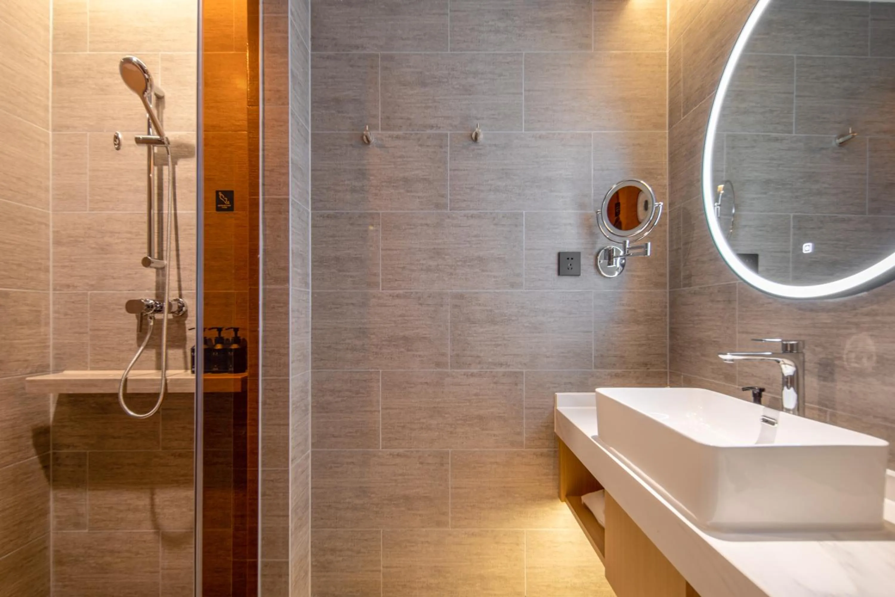 Bathroom in Mercure Nanjing Sun Yat-sen Mausoleum