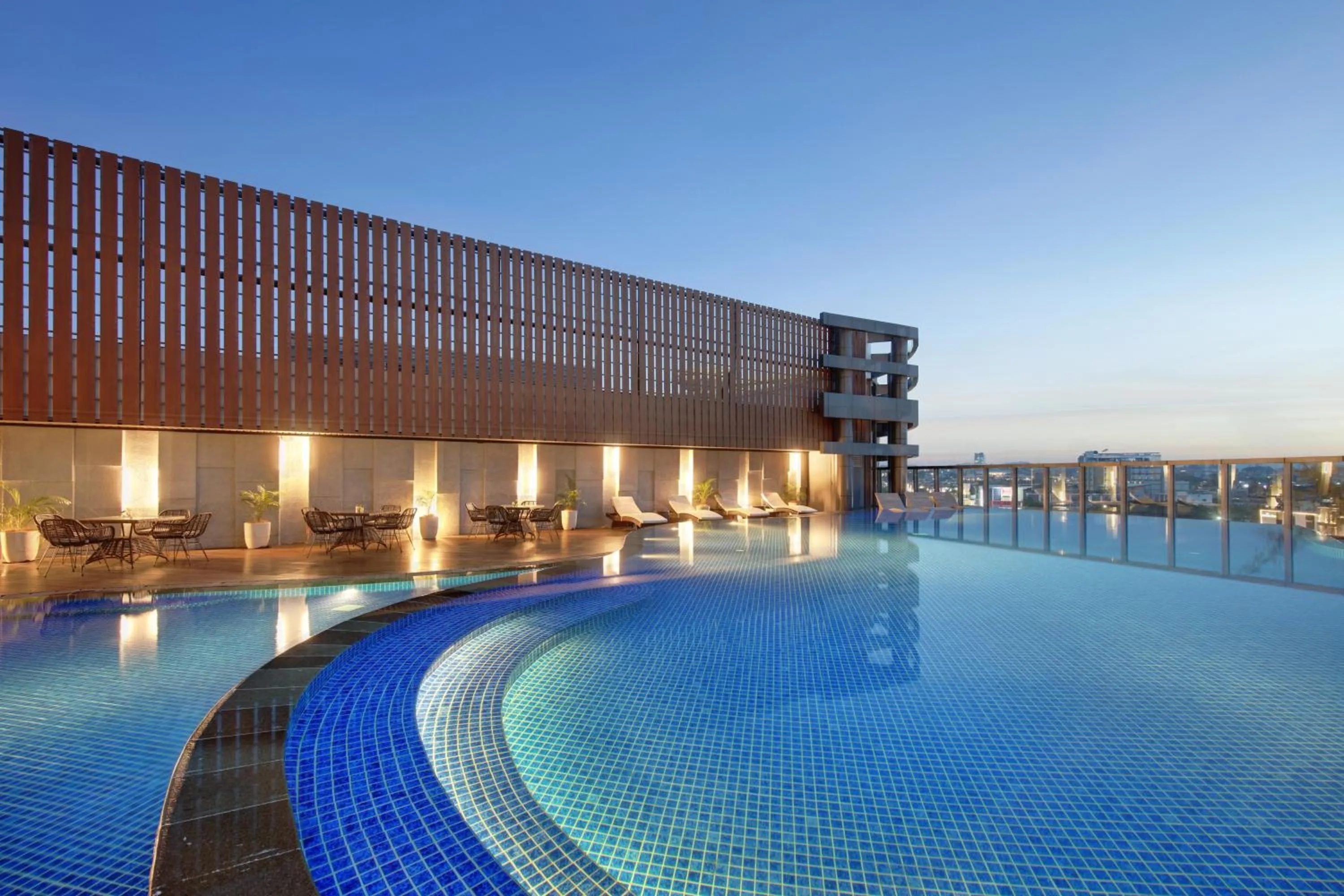 Swimming pool in Grand Mercure Batam Centre