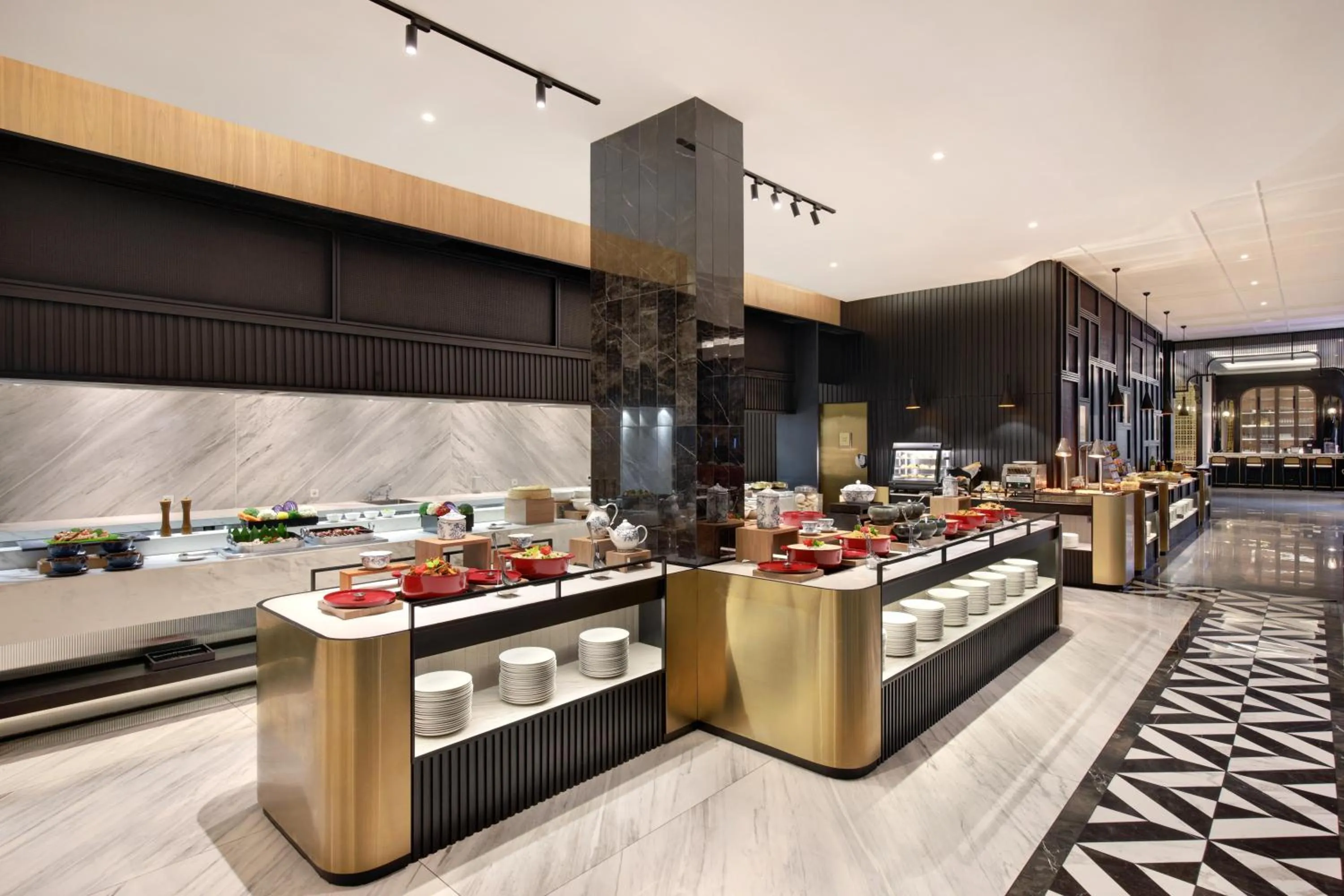 Restaurant/places to eat in Grand Mercure Batam Centre