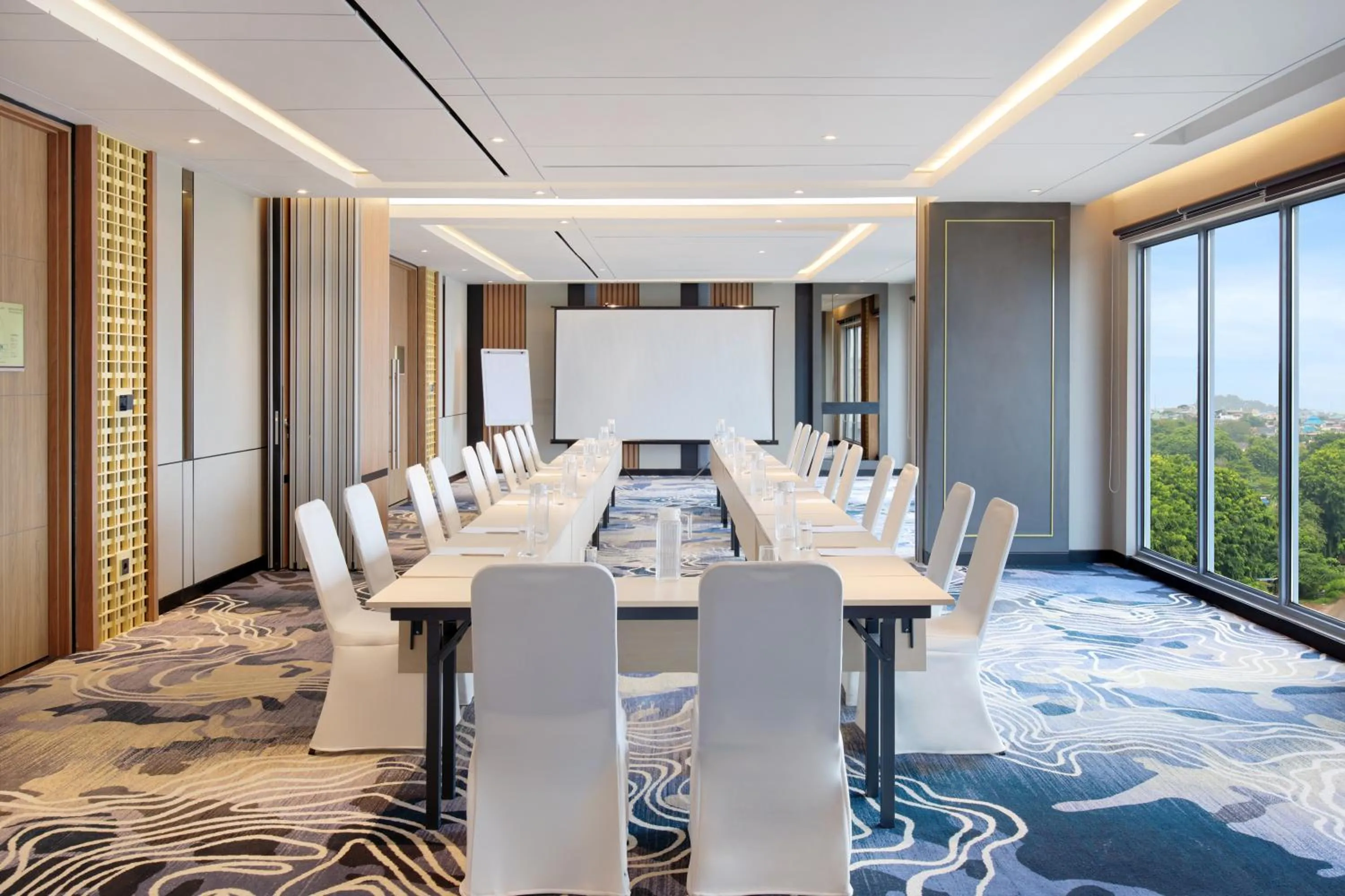 Meeting/conference room in Grand Mercure Batam Centre