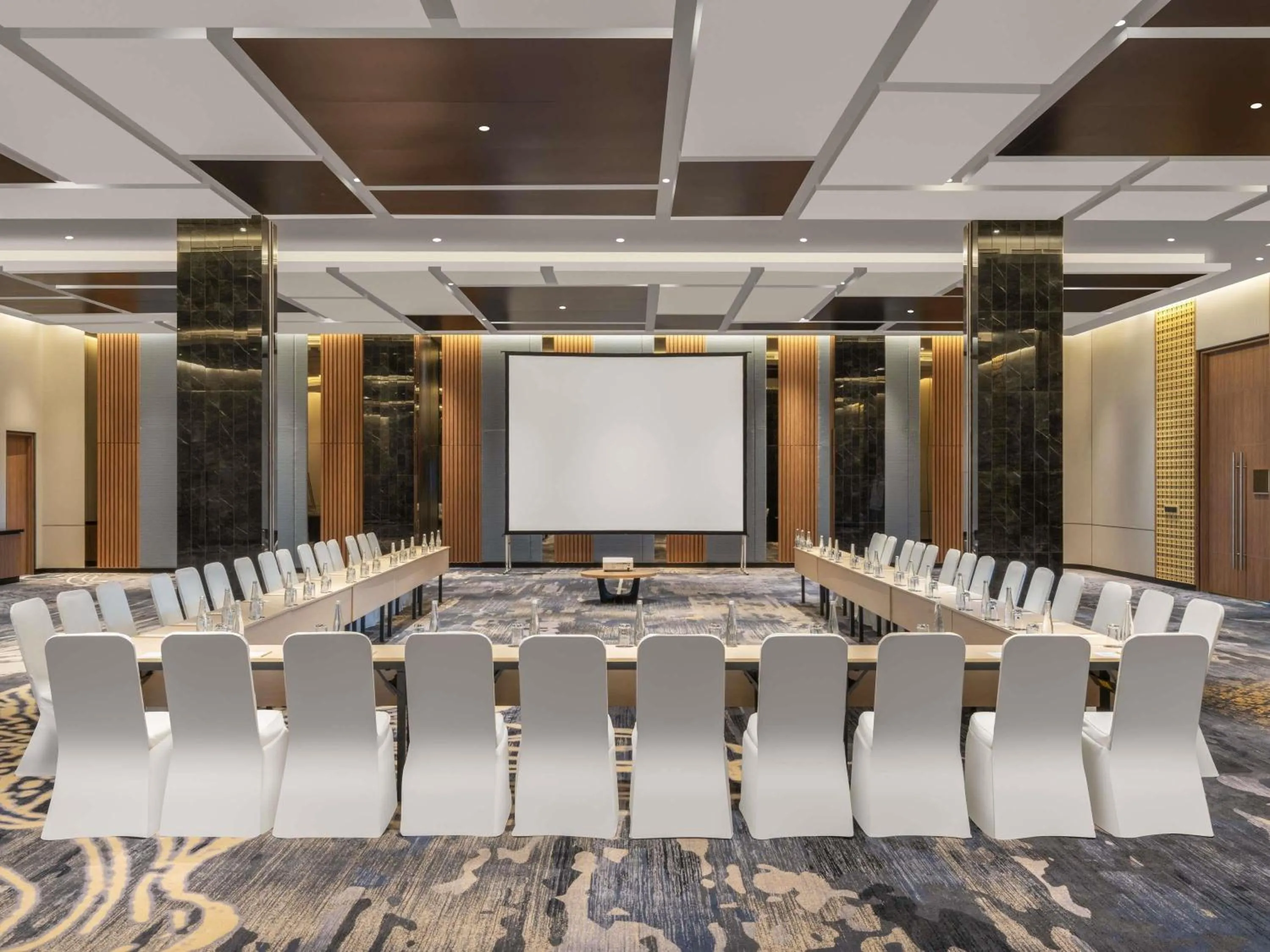 Meeting/conference room in Grand Mercure Batam Centre