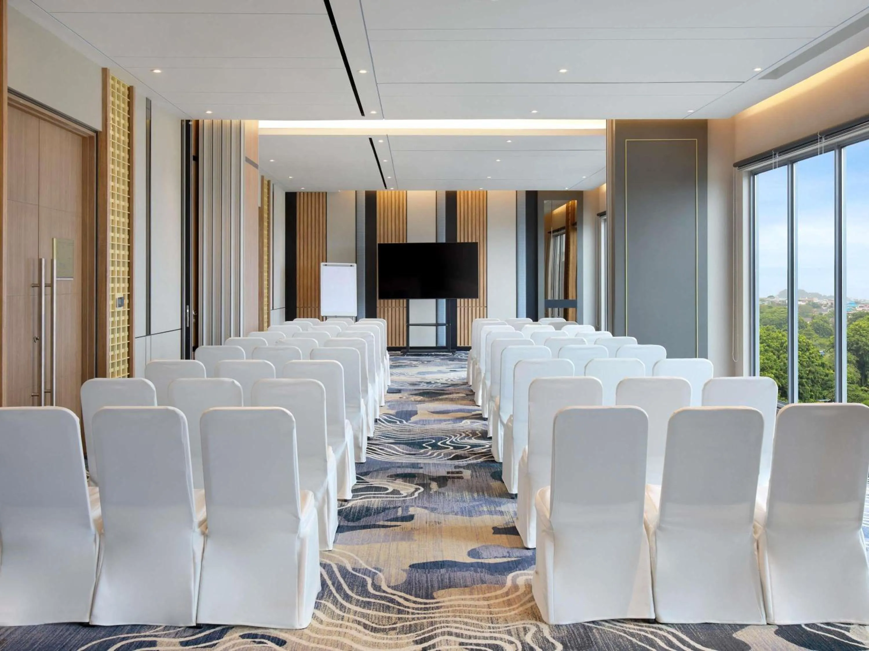 Meeting/conference room in Grand Mercure Batam Centre