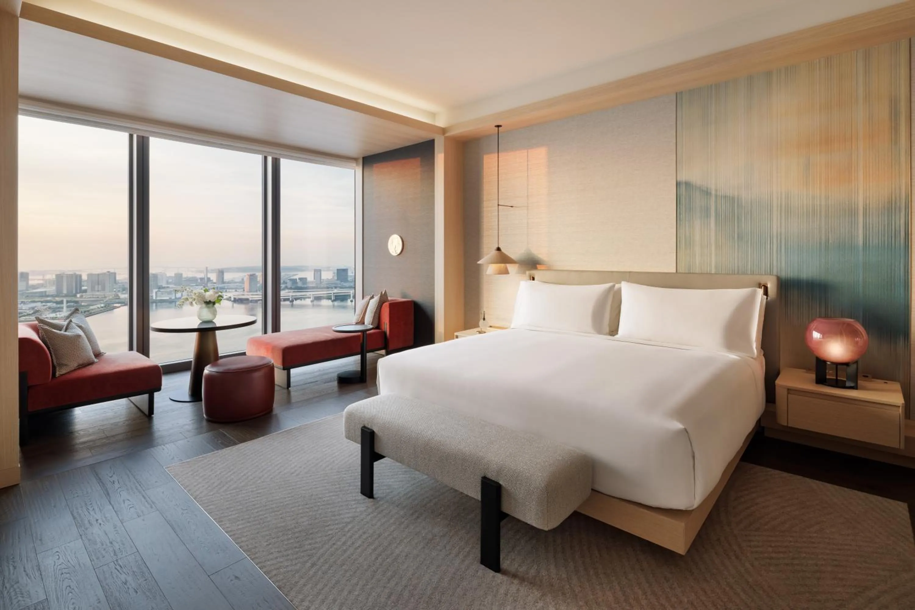 Bedroom, Bed in Fairmont Tokyo