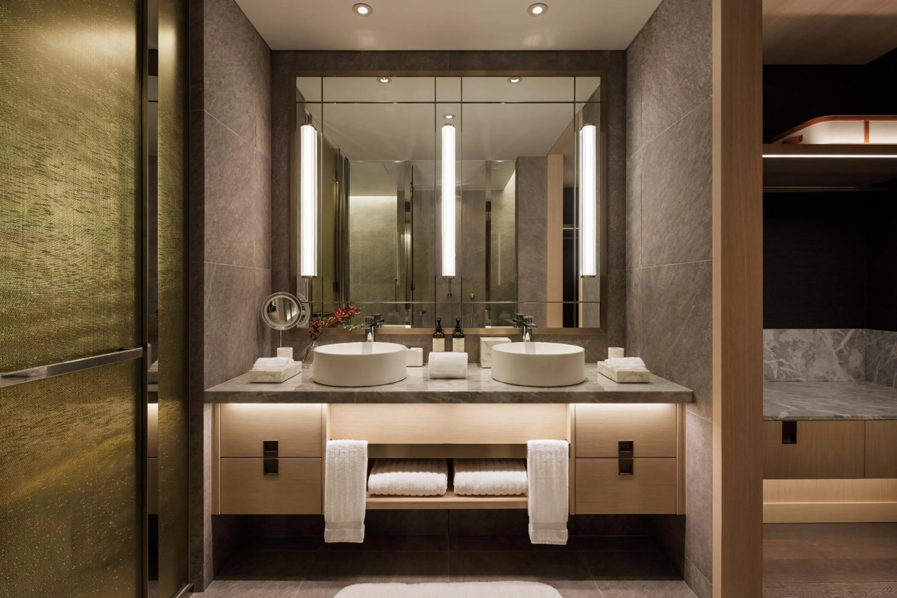Bathroom in Fairmont Tokyo
