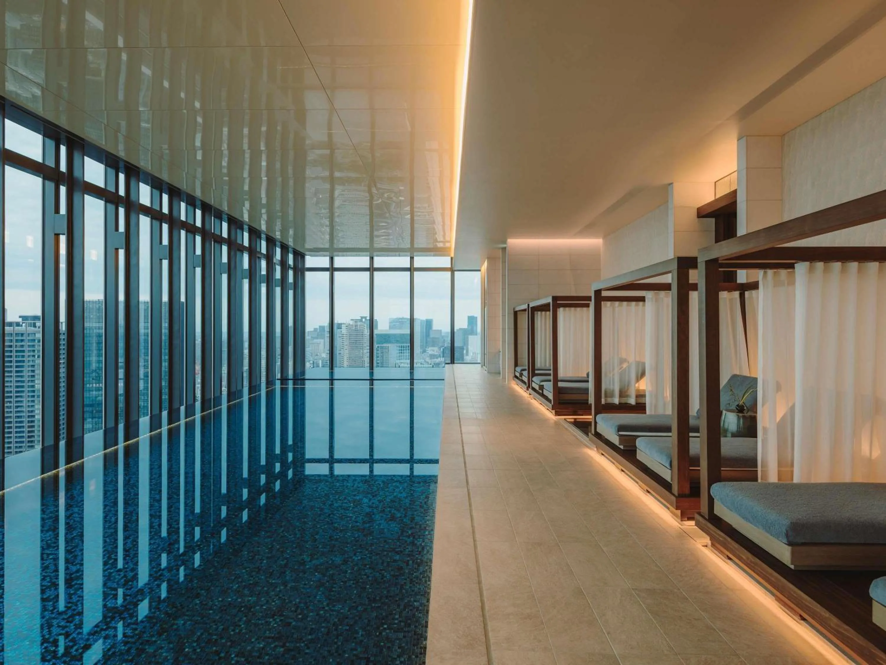 Pool view in Fairmont Tokyo