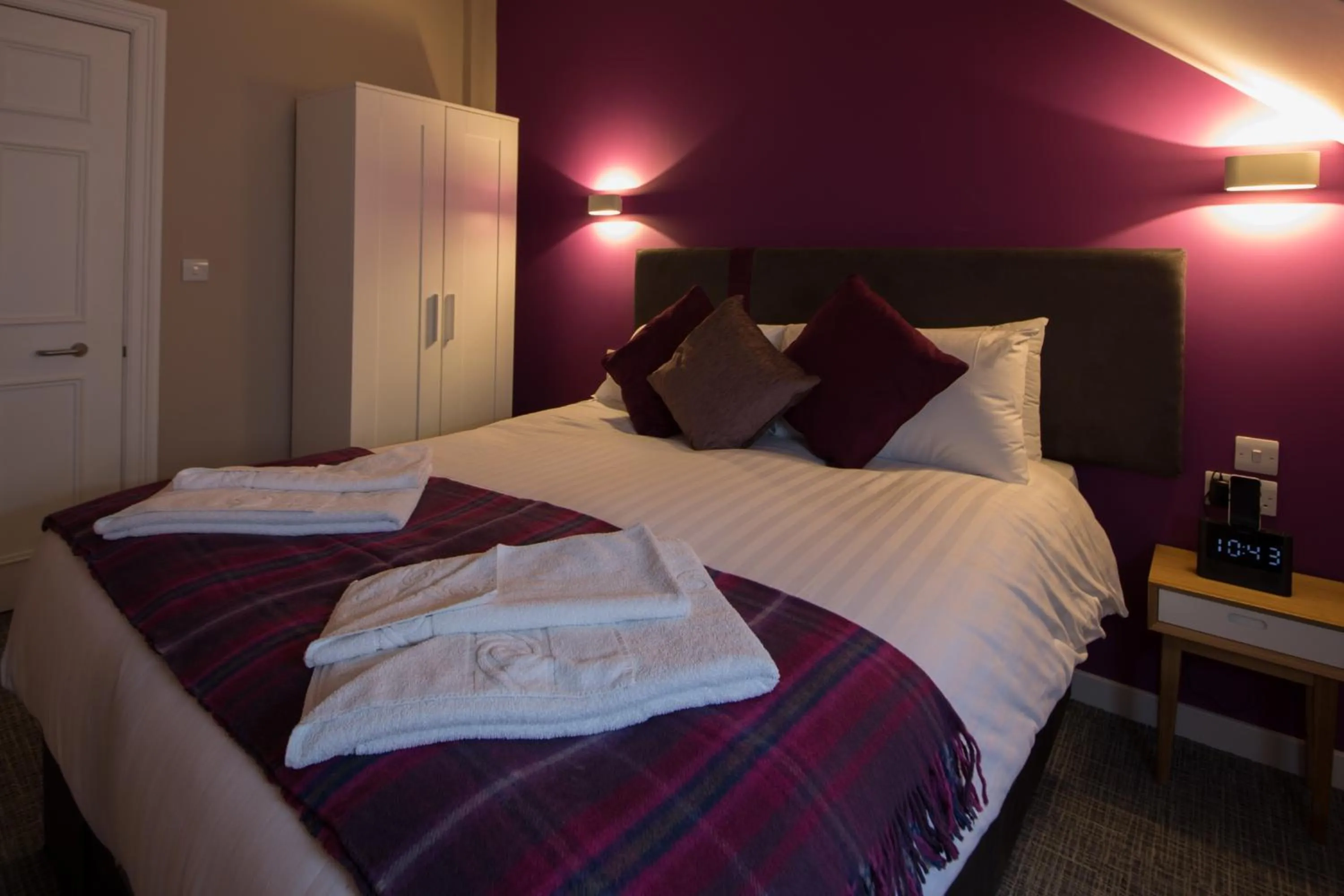 Bed in The Spires Serviced Apartments Edinburgh